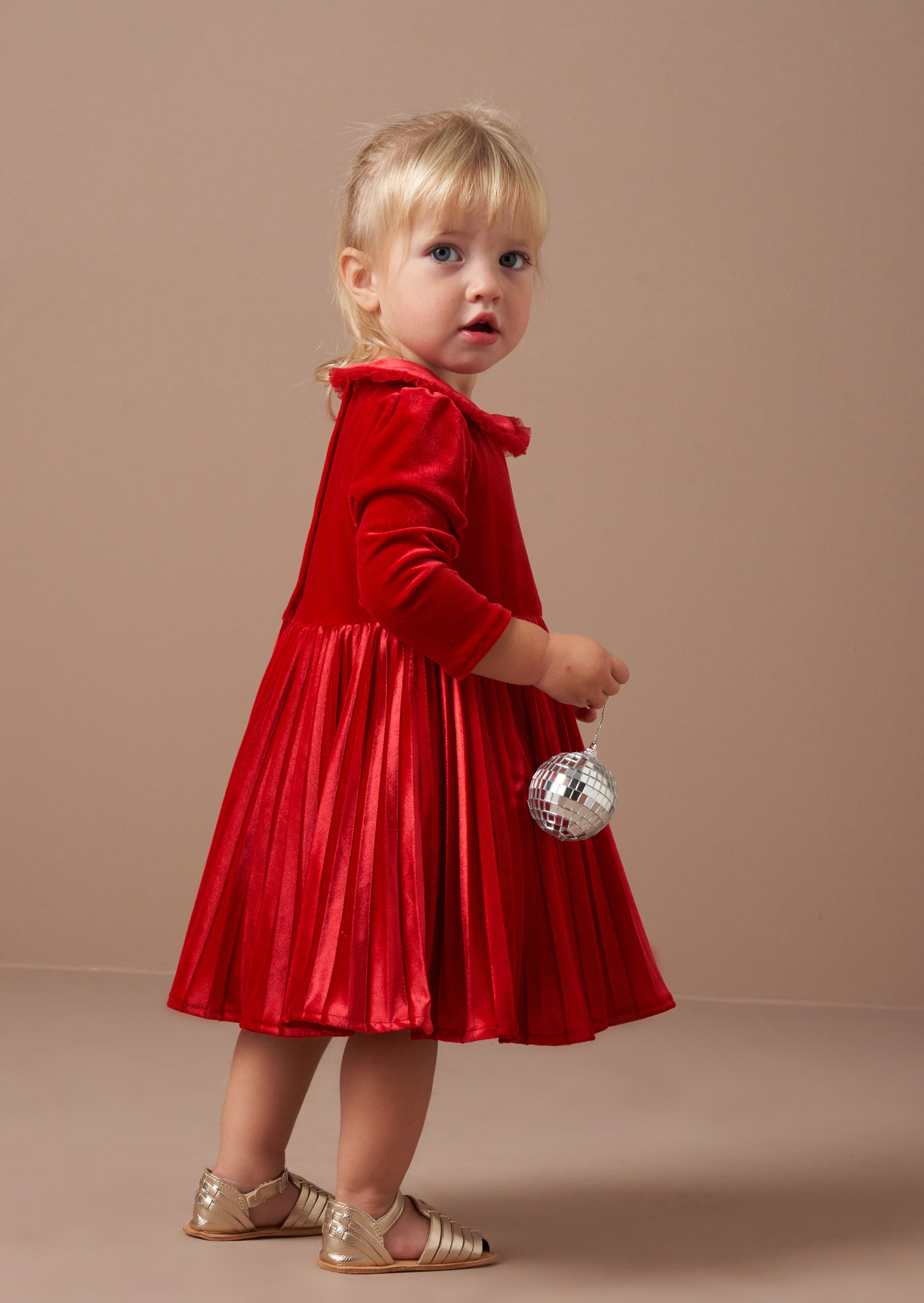 Charlotte rotes Samtkleid