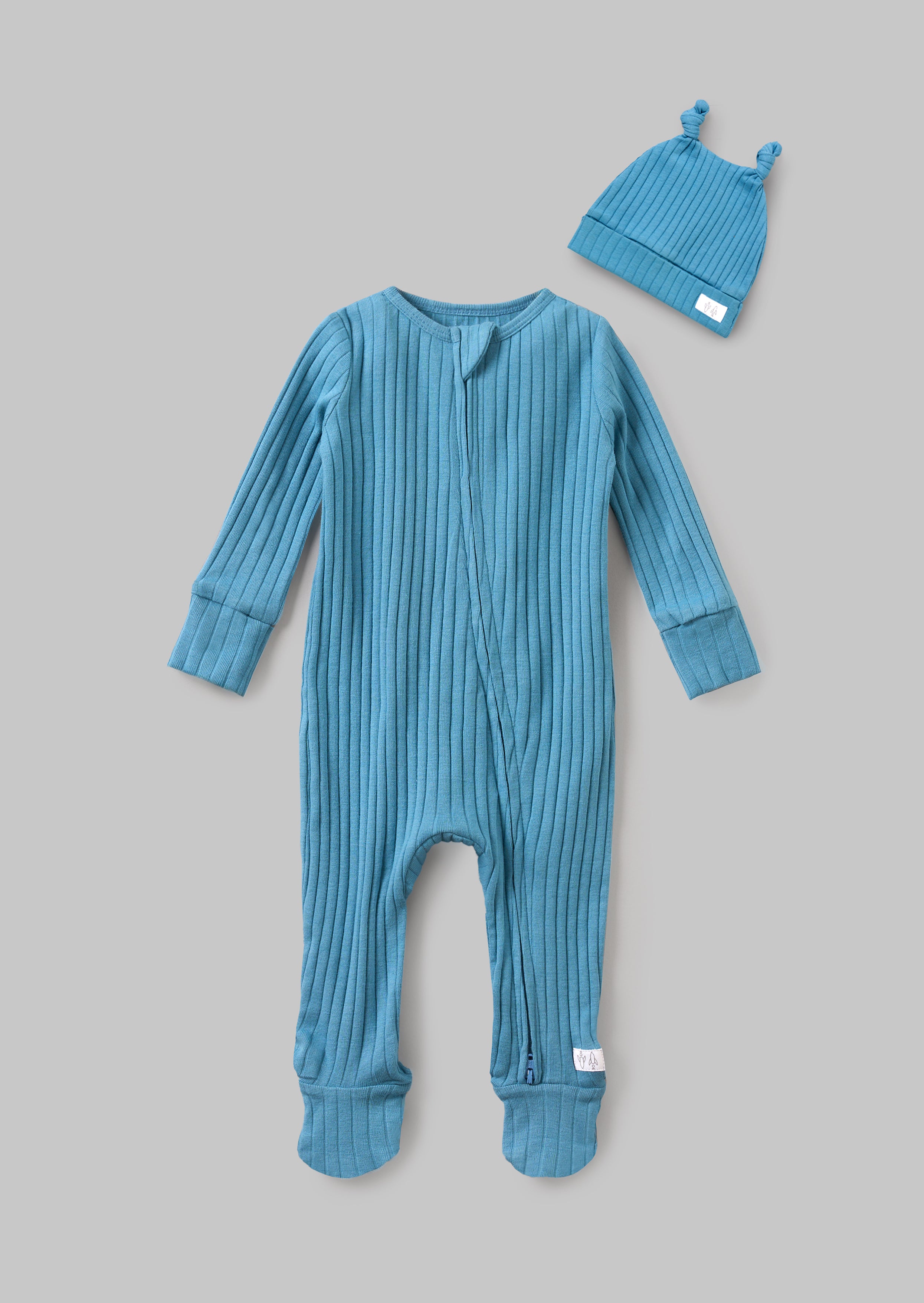 Remy Blue Organiczny bawełniany pajacyk z czapeczką