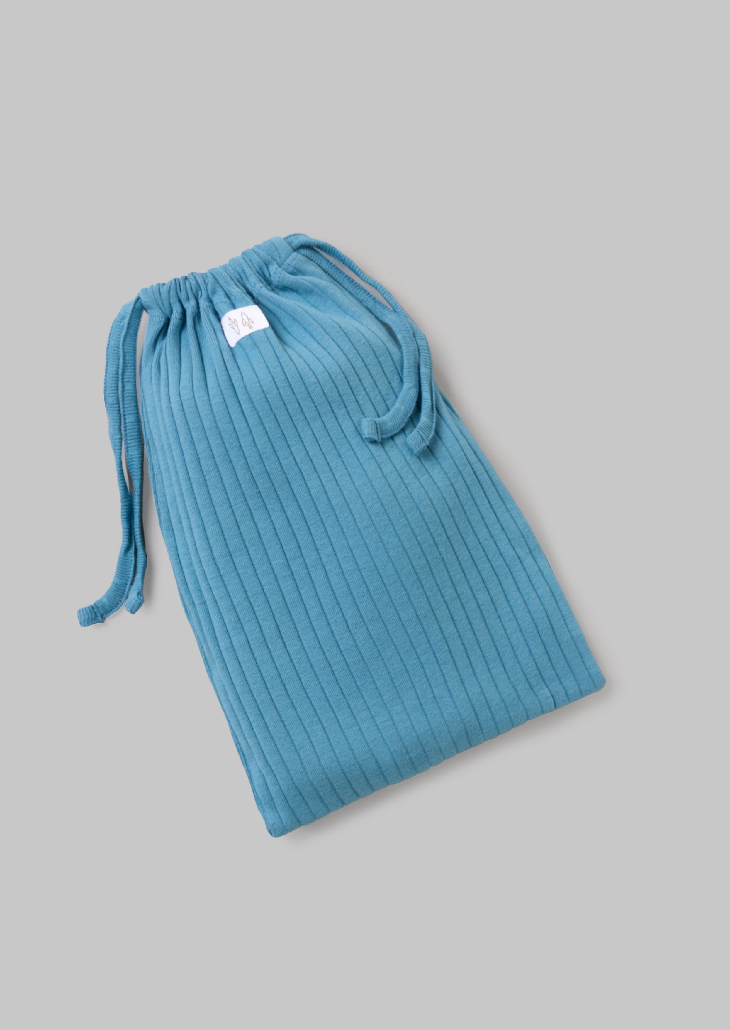 Pijama orgánico de algodón Remy Blue con gorro