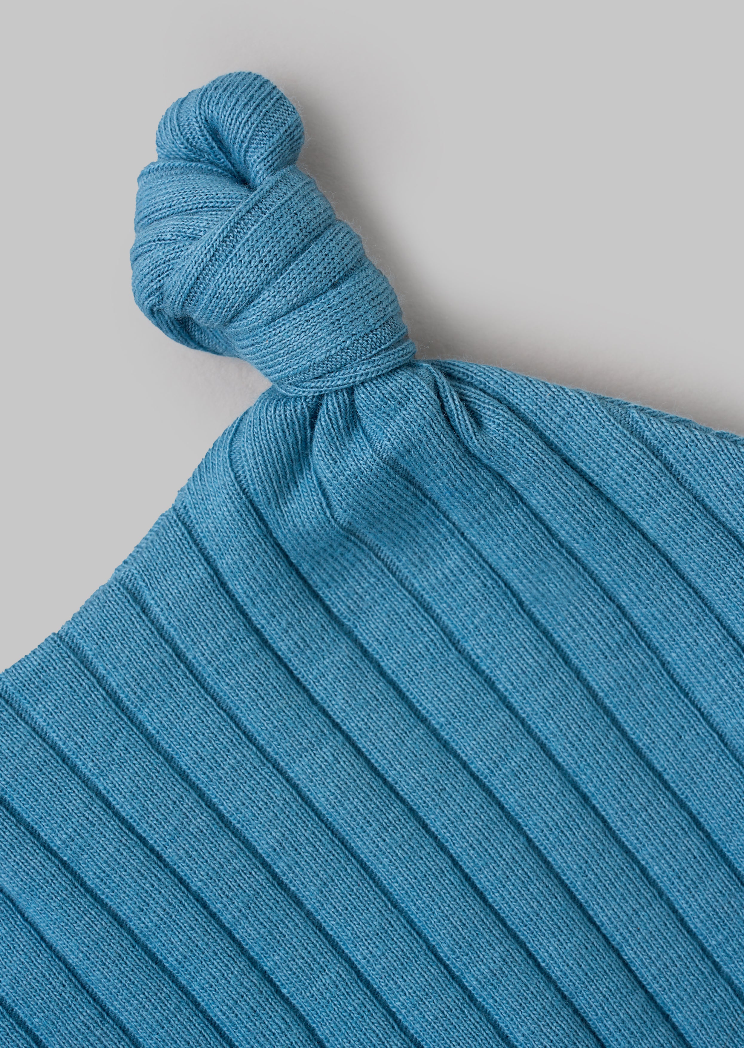 Pijama orgánico de algodón Remy Blue con gorro