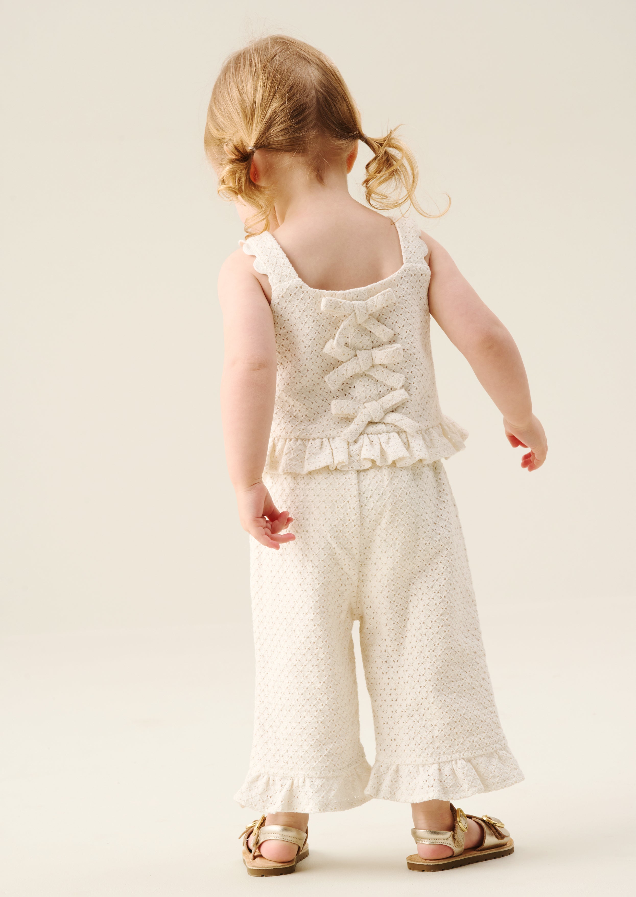 Conjunto Rita Bow de Crochet con Volantes