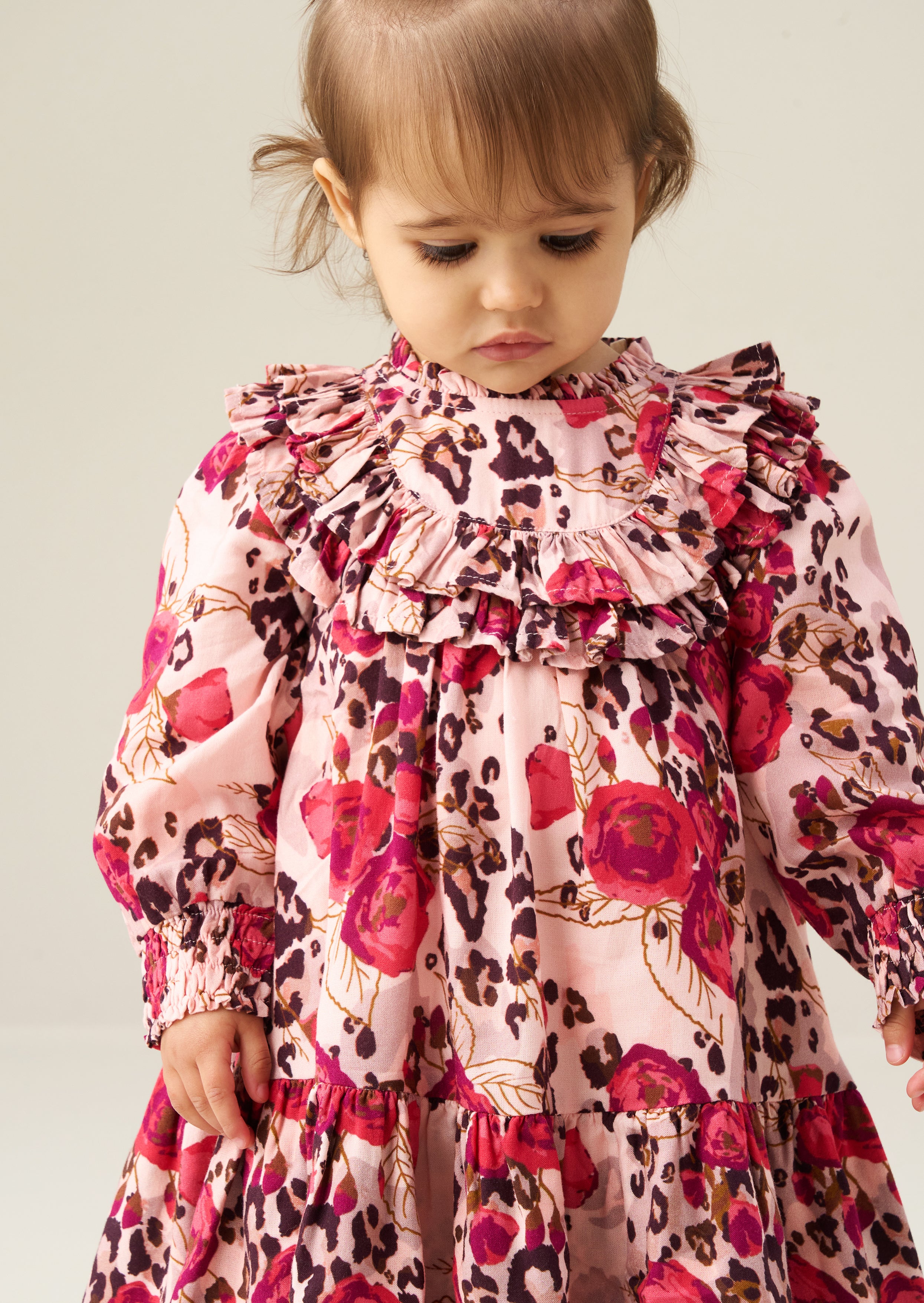 Lyra Kleid mit Tier- und Rosendruck
