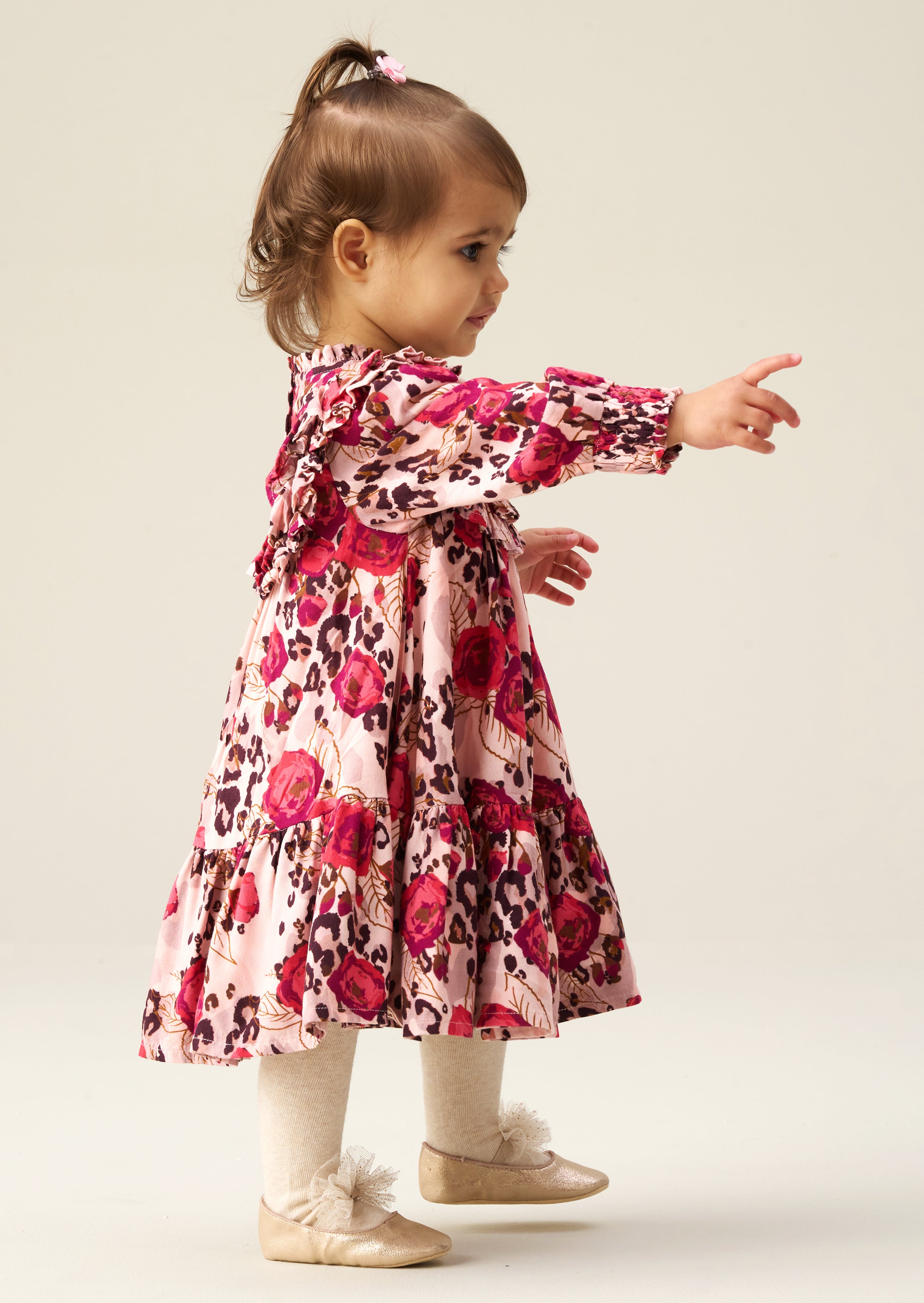 Lyra Kleid mit Tier- und Rosendruck