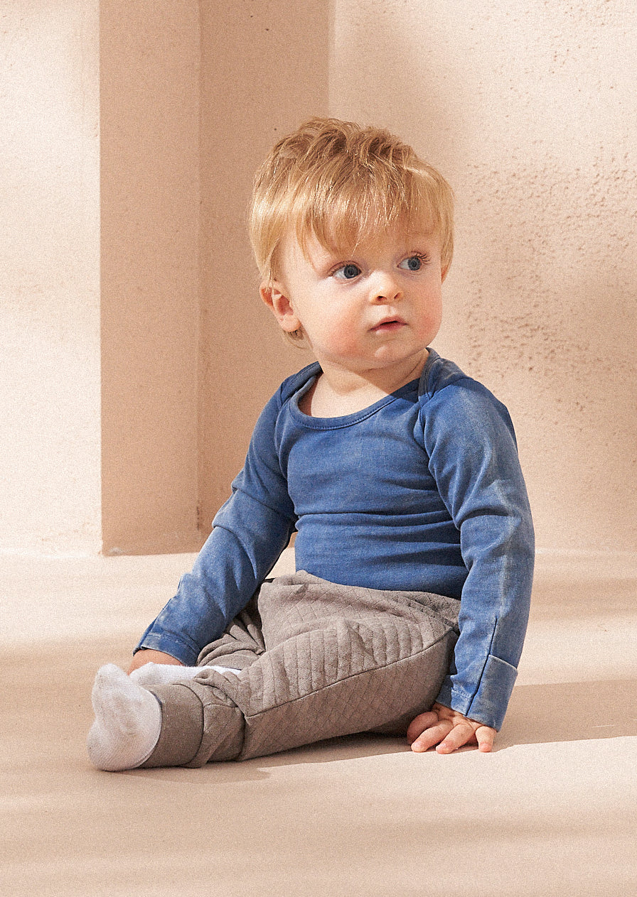 Gewaschener Body & Strukturierter Jogger-Set