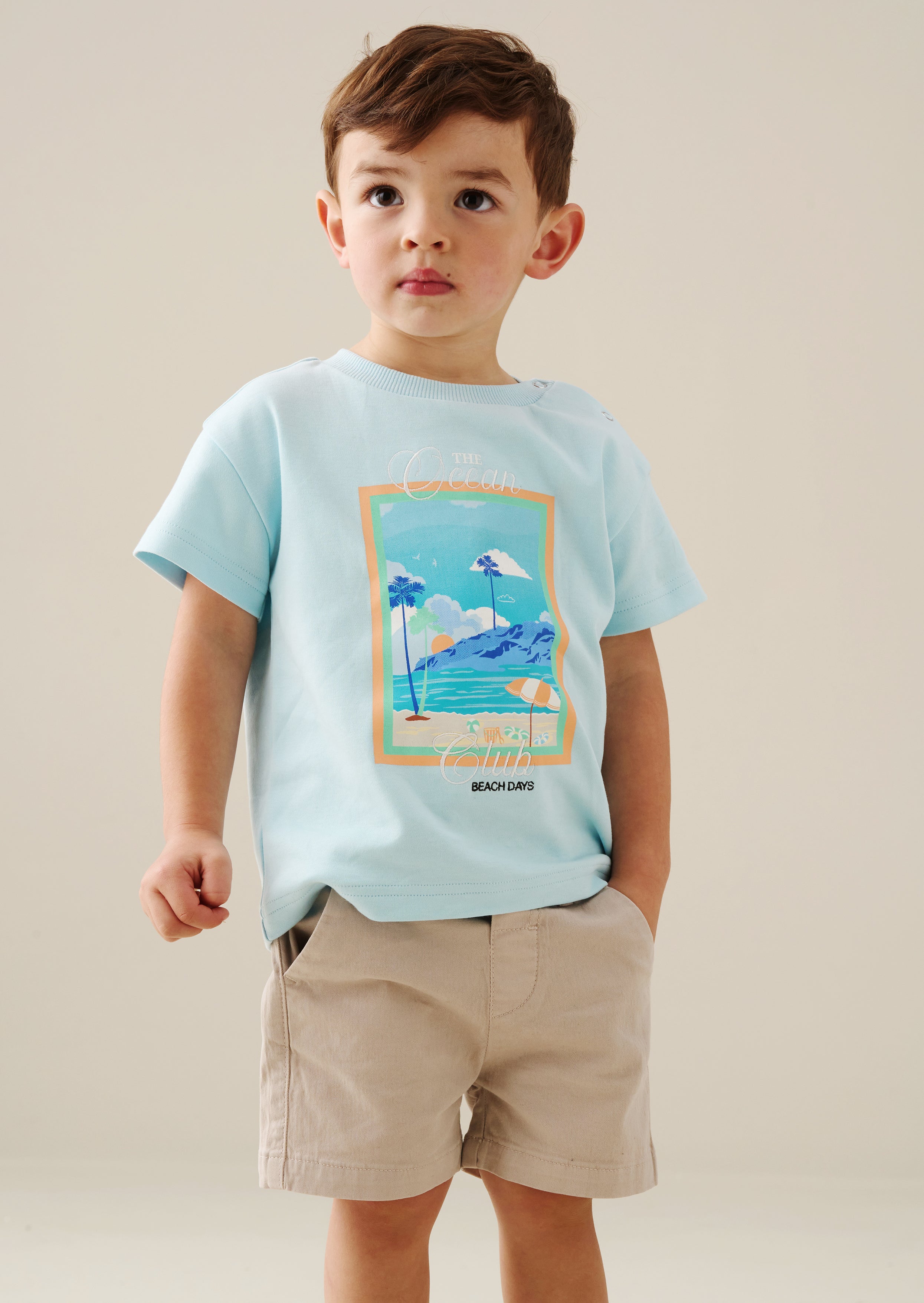 تي شيرت أزرق صغير بطبعة جاي