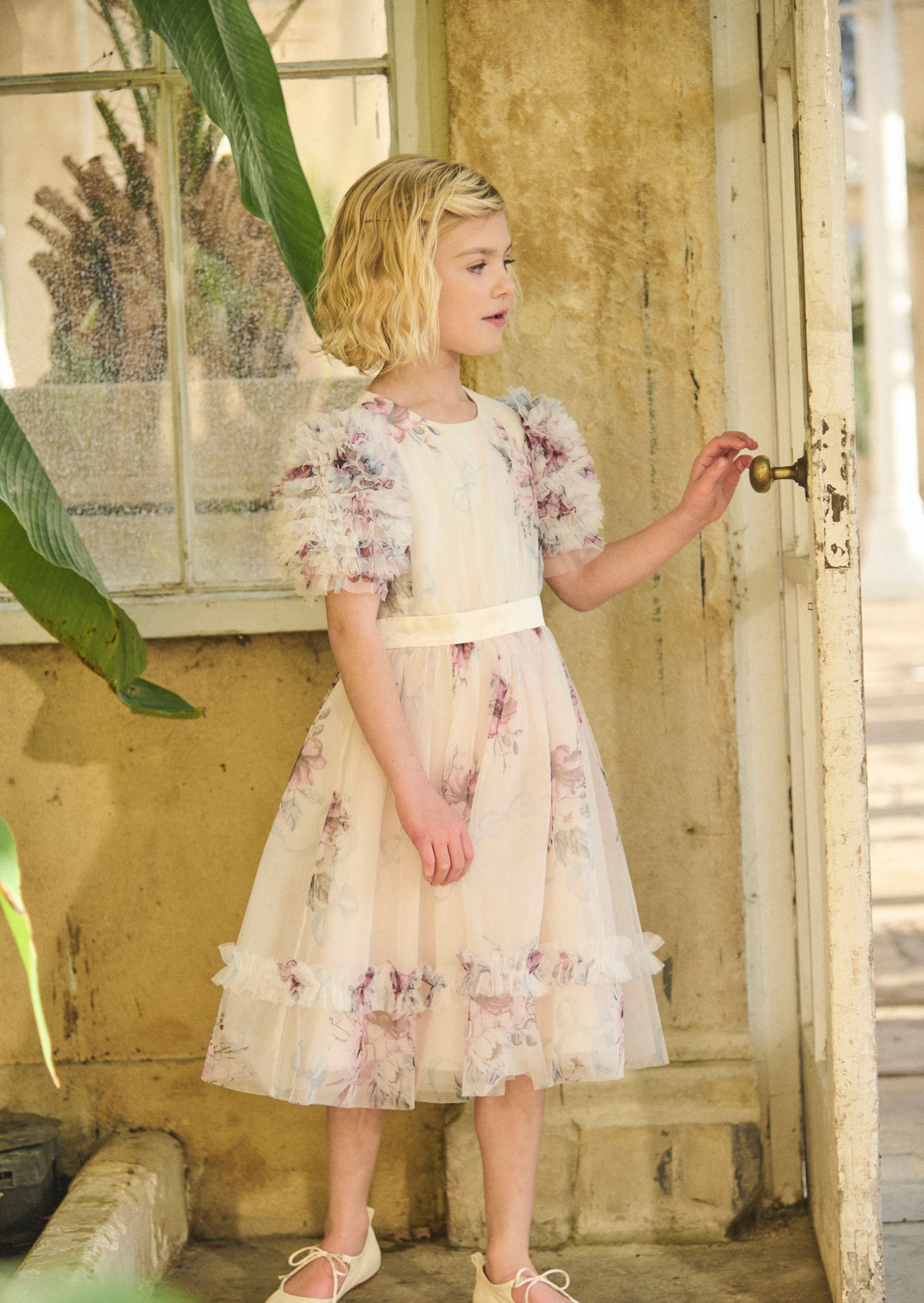 Vestido de malla con volantes y mangas con volantes Florence Blush