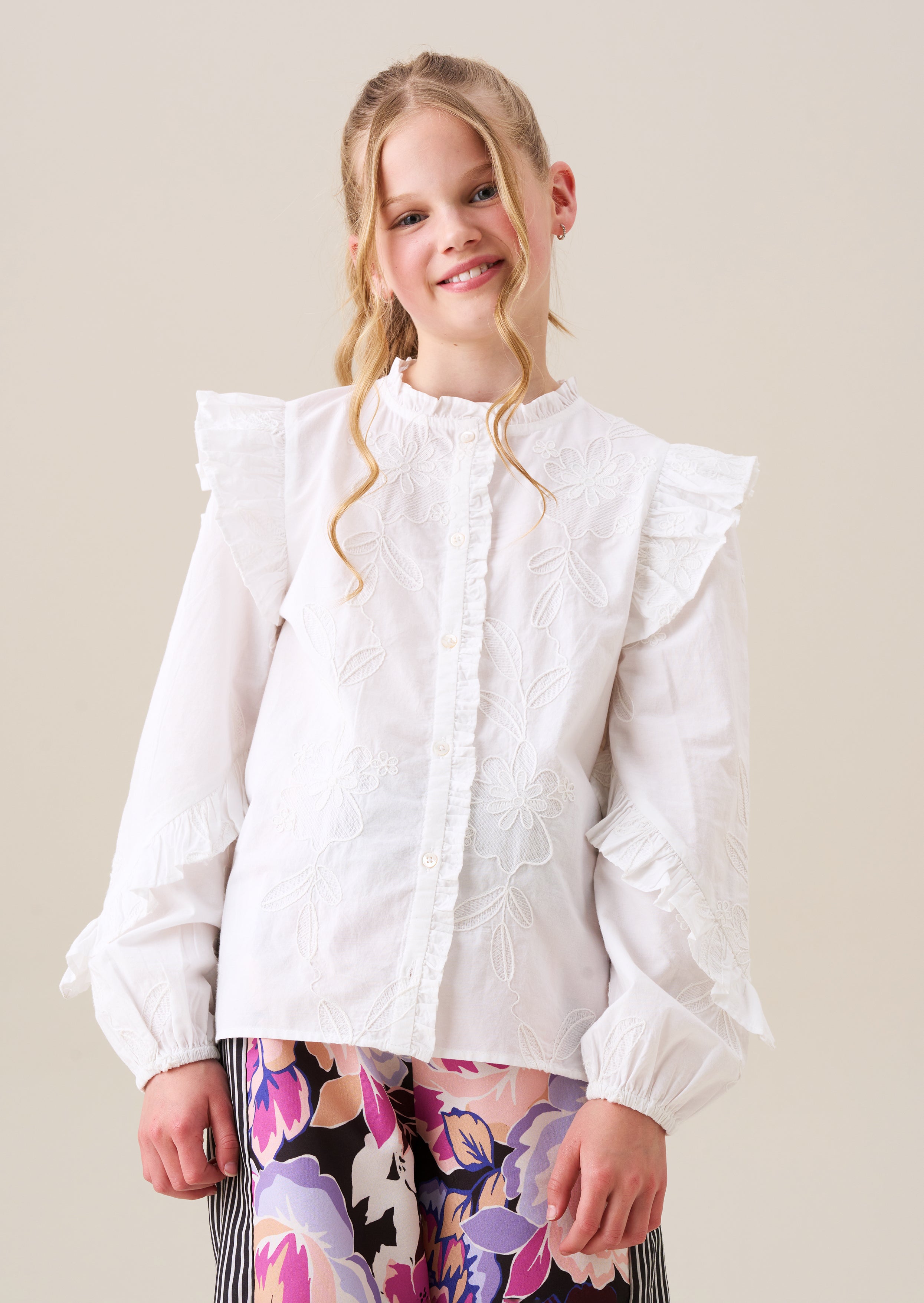 Blouse à manches volantées brodée Lacey