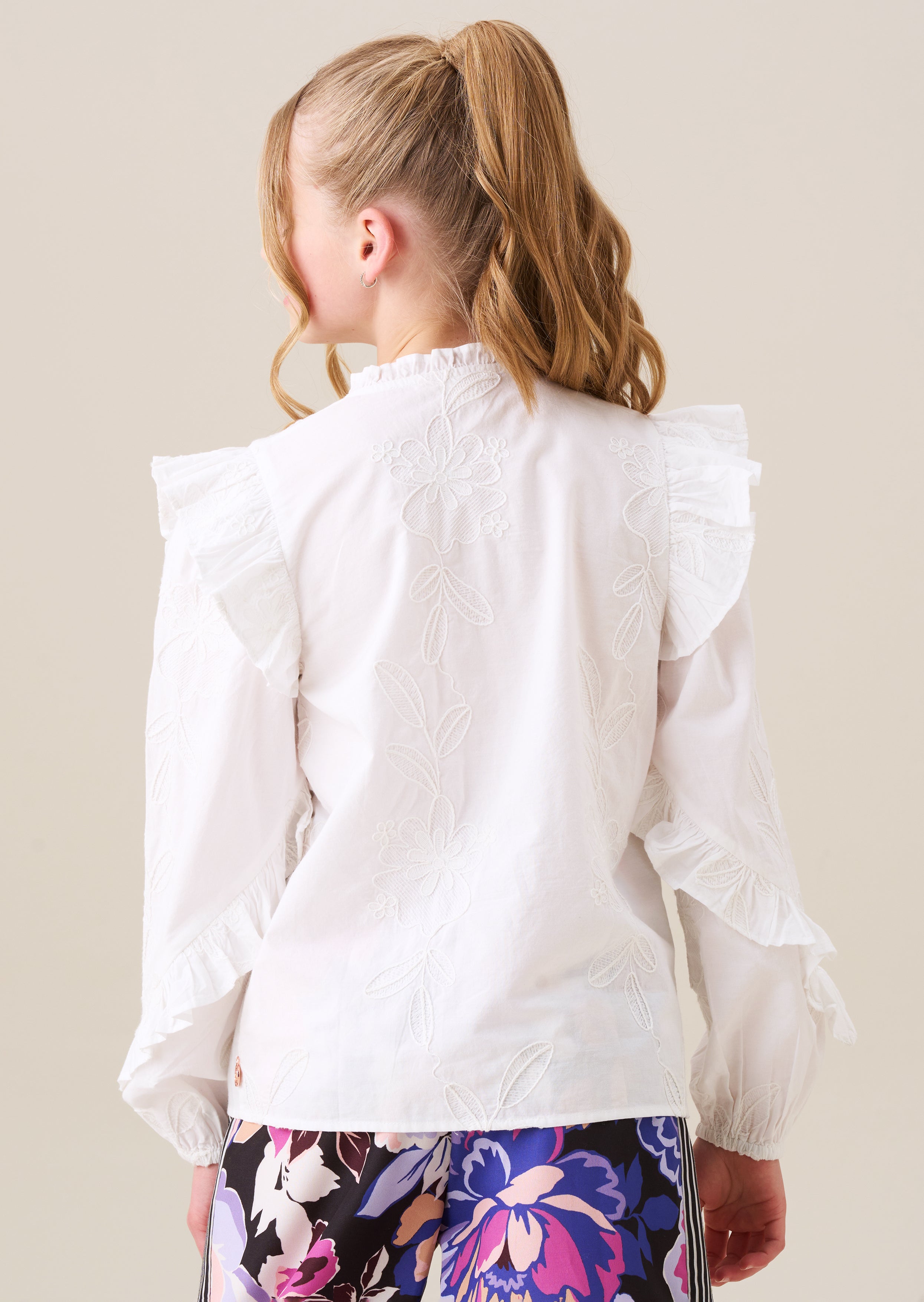 Blouse à manches volantées brodée Lacey