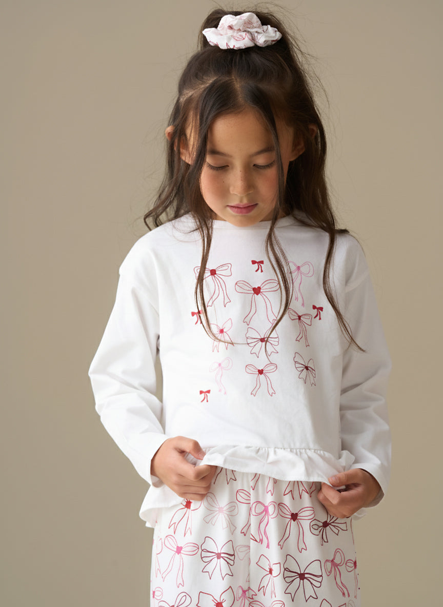 Pijamas con volantes y estampado de lazo Betty Bow