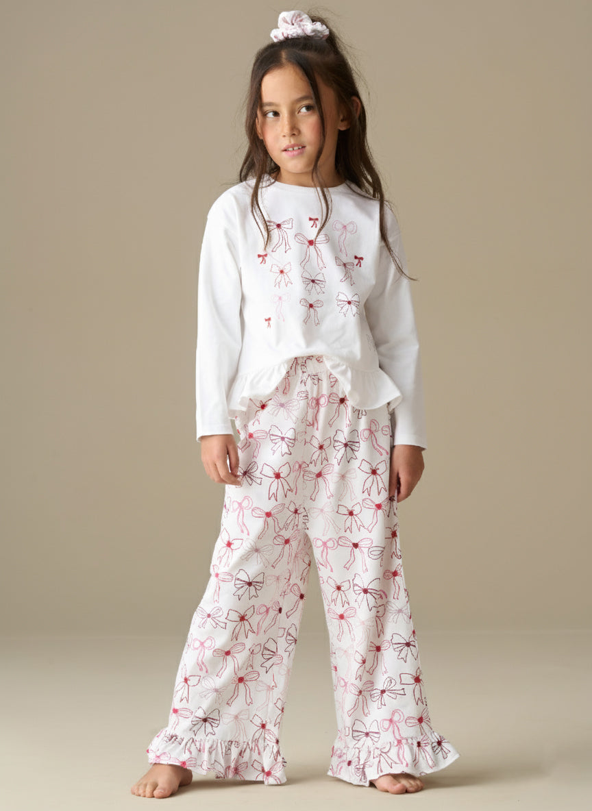 Pijamas con volantes y estampado de lazo Betty Bow