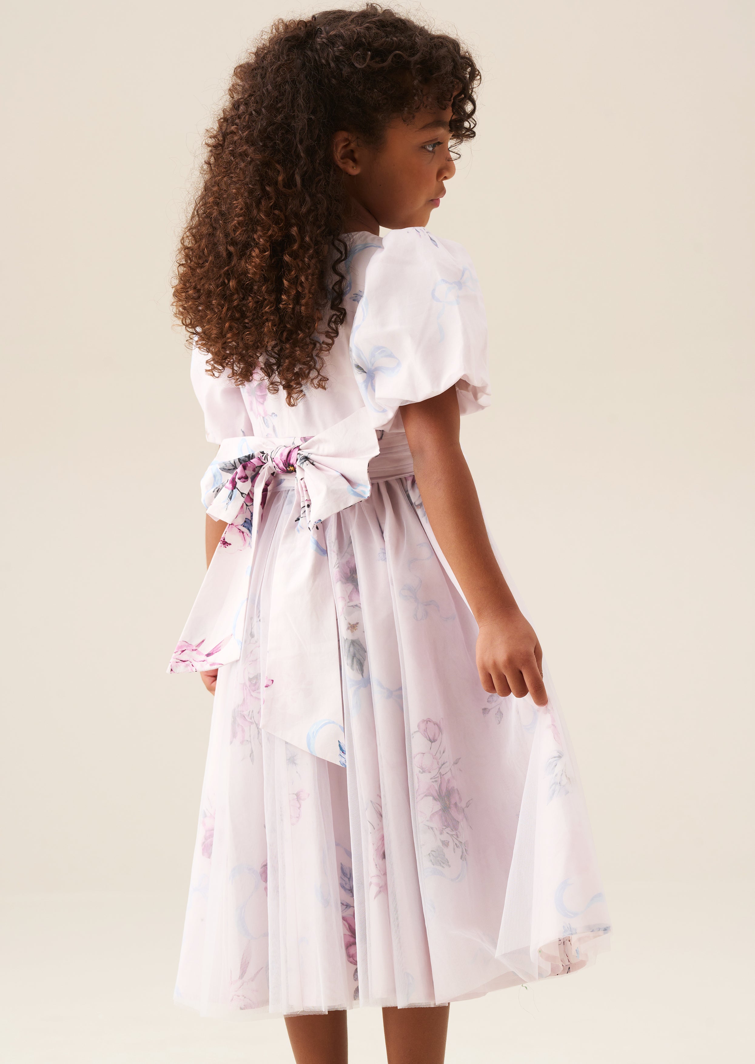 Robe à imprimé floral avec surcouche en tulle rose
