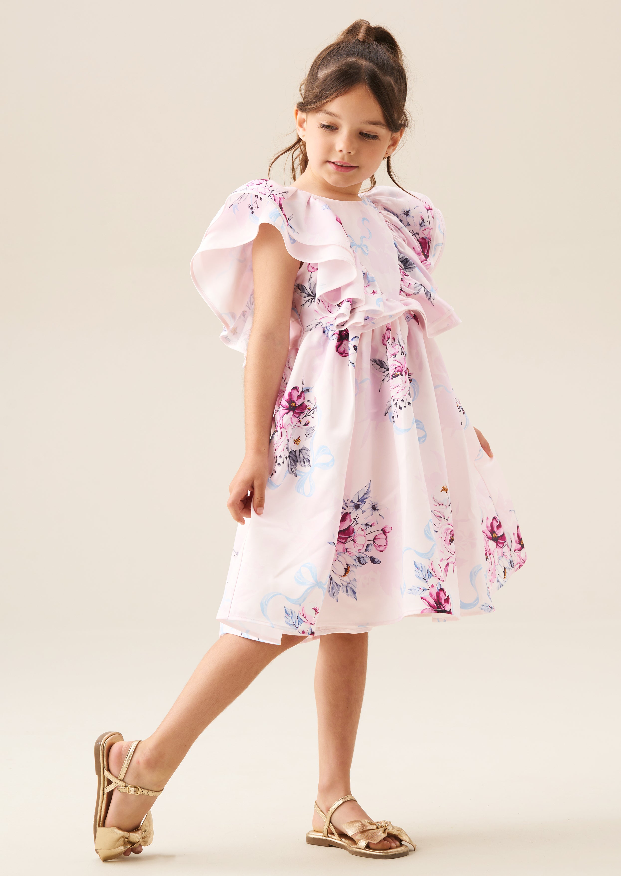 Vestido Emillie con mangas con volantes estampado