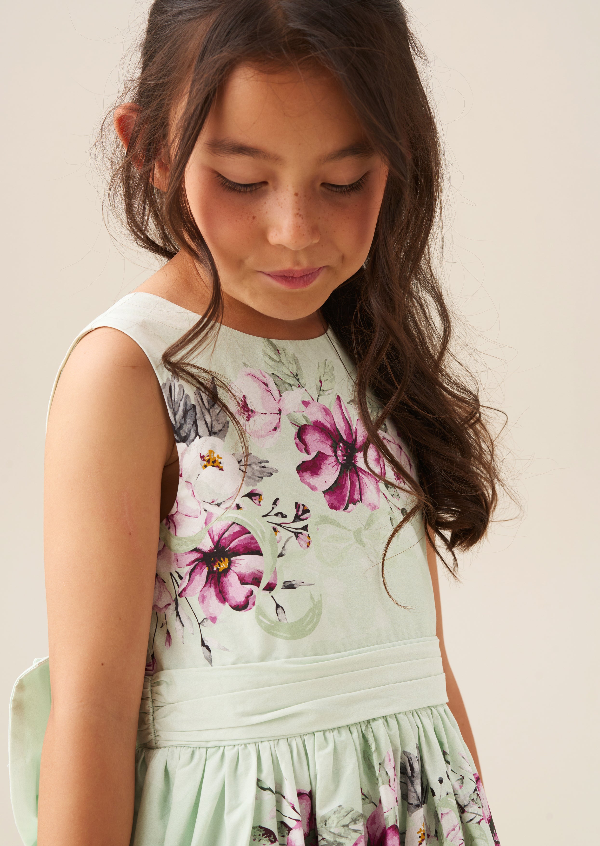 فستان إليسا بطبعة النعناع مع فيونكة خلفية