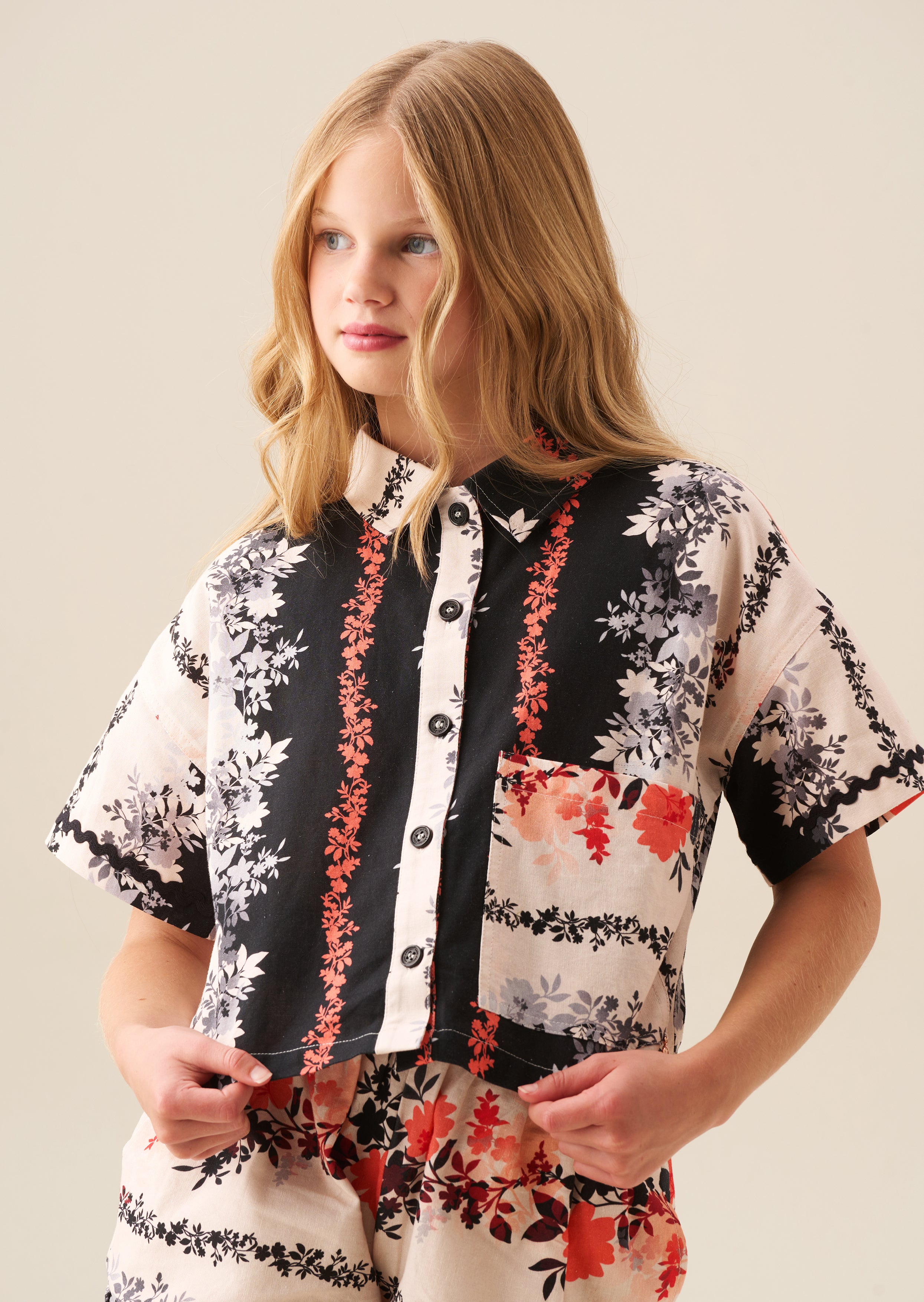 قميص كتان بطبعة بروك