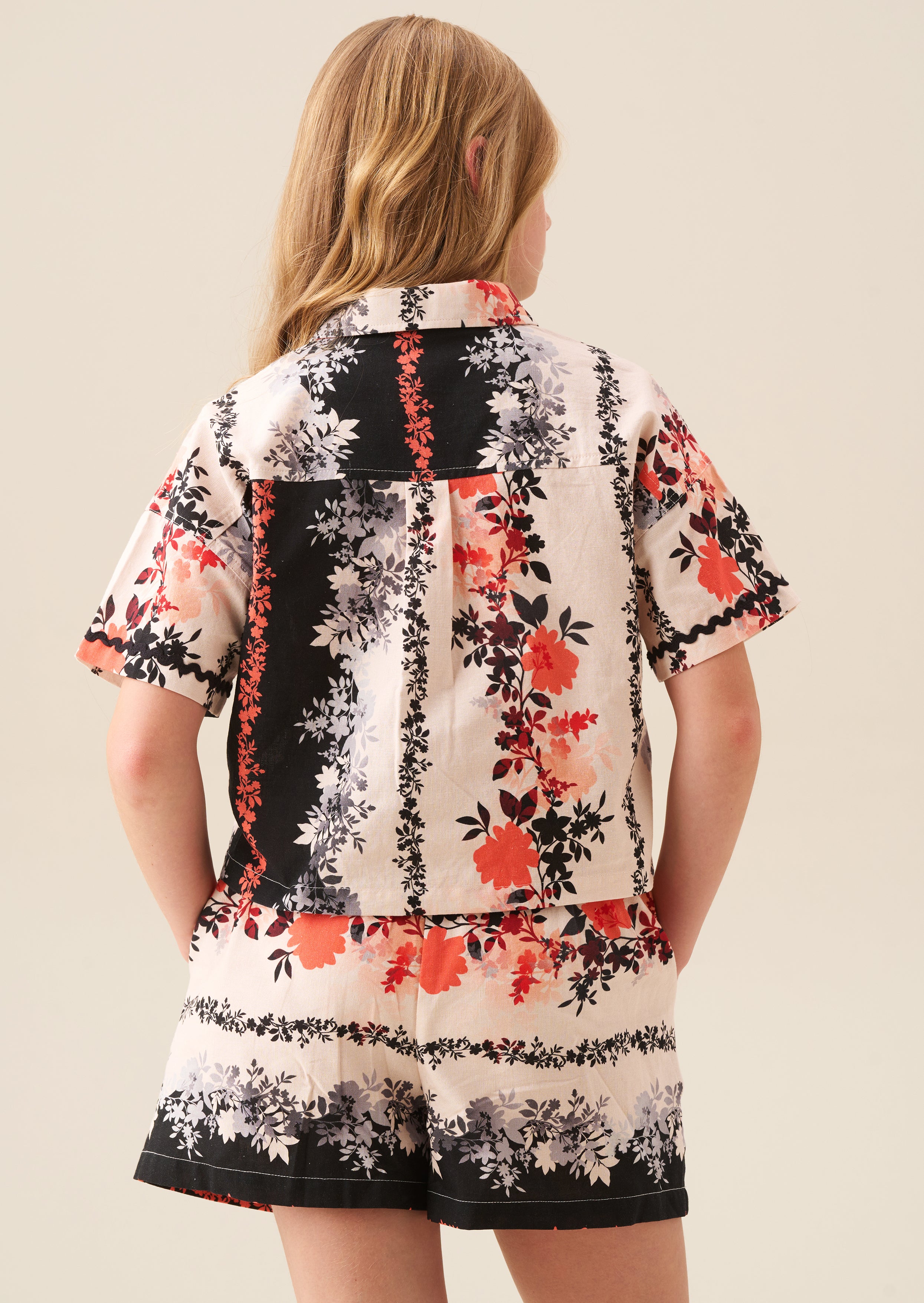 قميص كتان بطبعة بروك