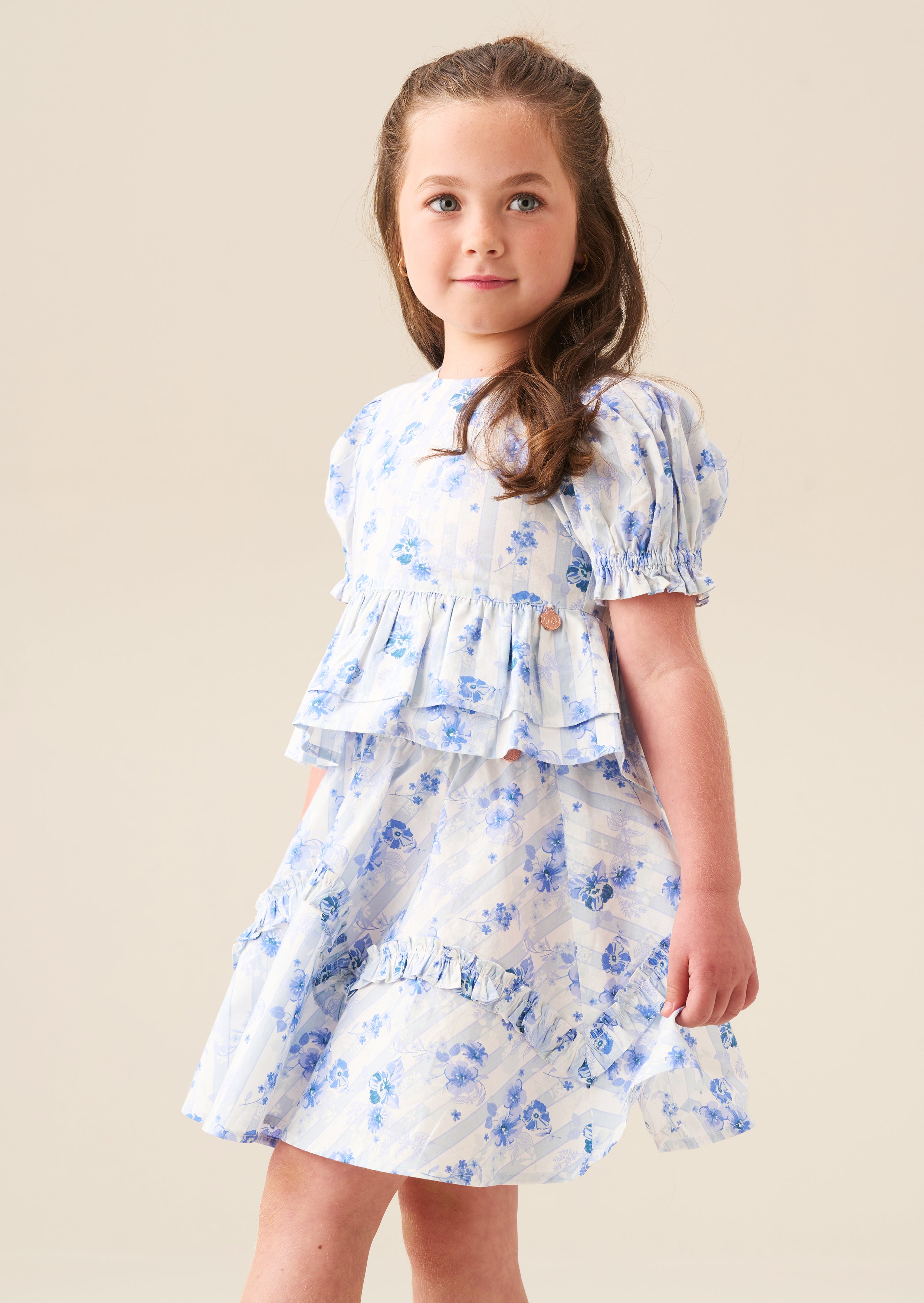 بلوزة بيا فلورال بتفصيل ربطة وبيبلوم