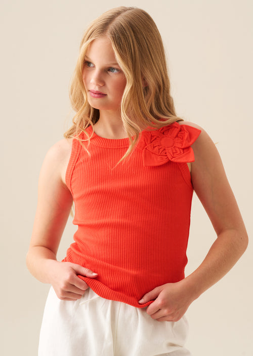 Top gilet con corsage a fiore rosso Jess