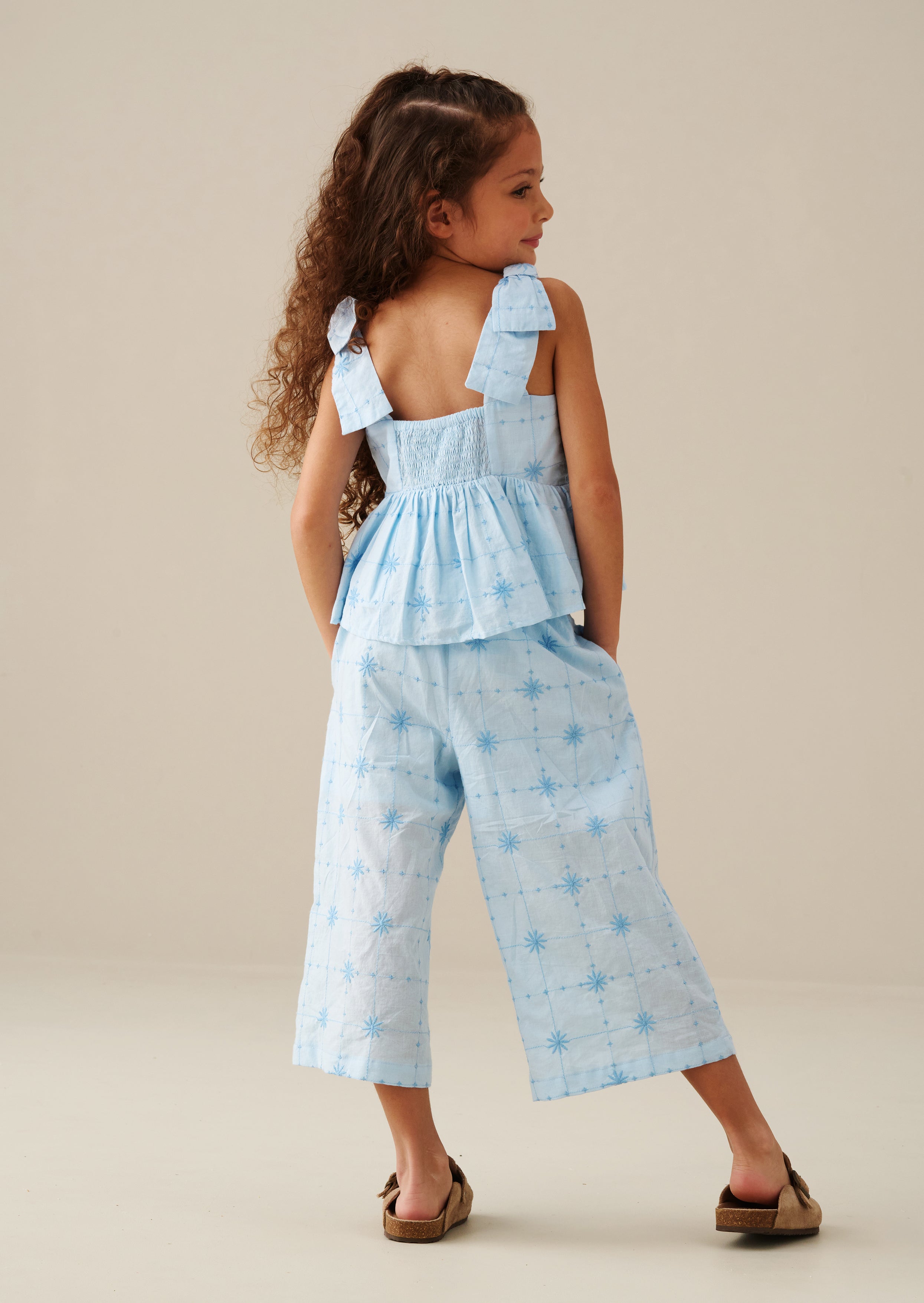 Nellie Bestickte Hose mit weitem Bein und Taillenschnürung