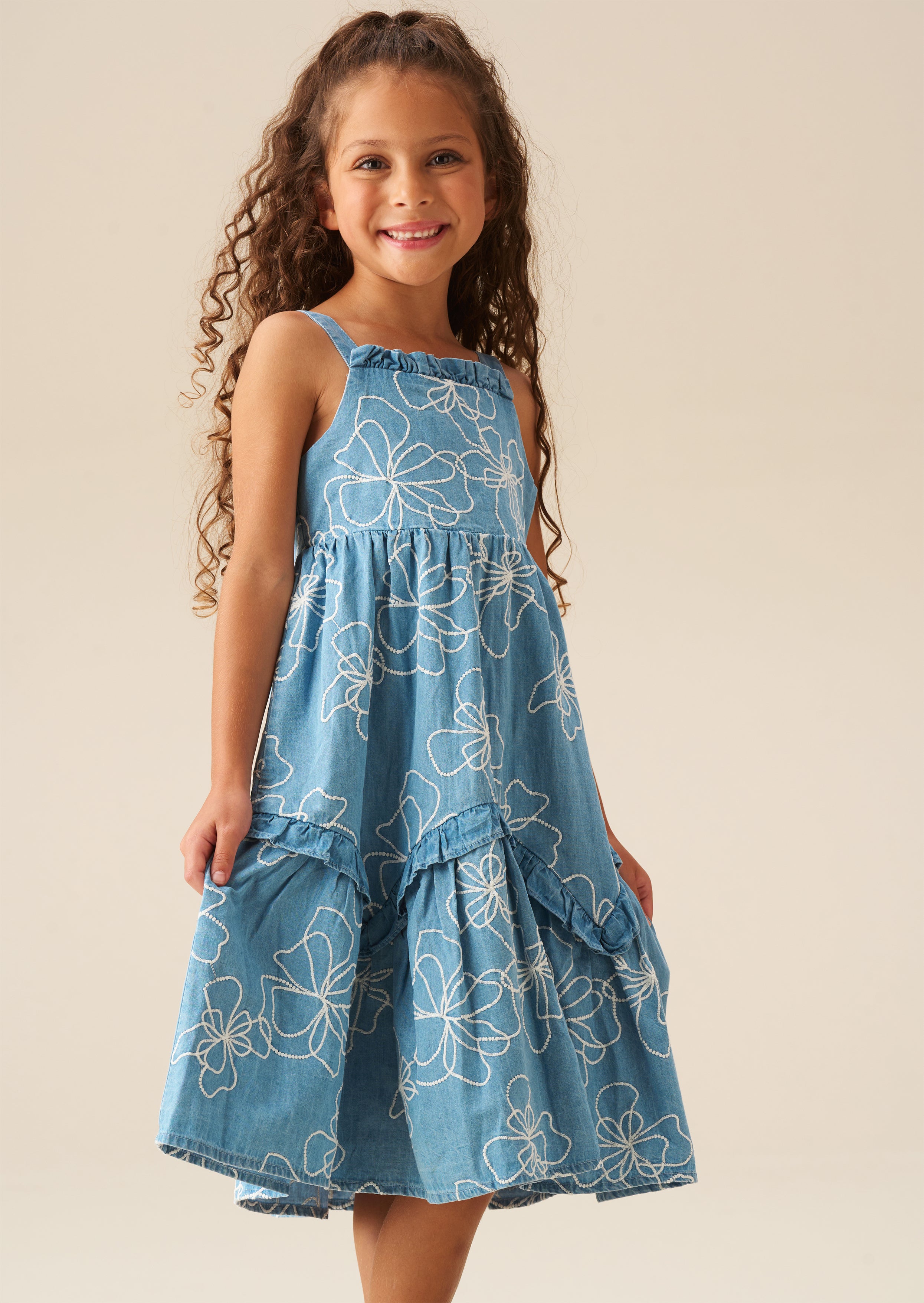 Vestido de mezclilla bordado Maya