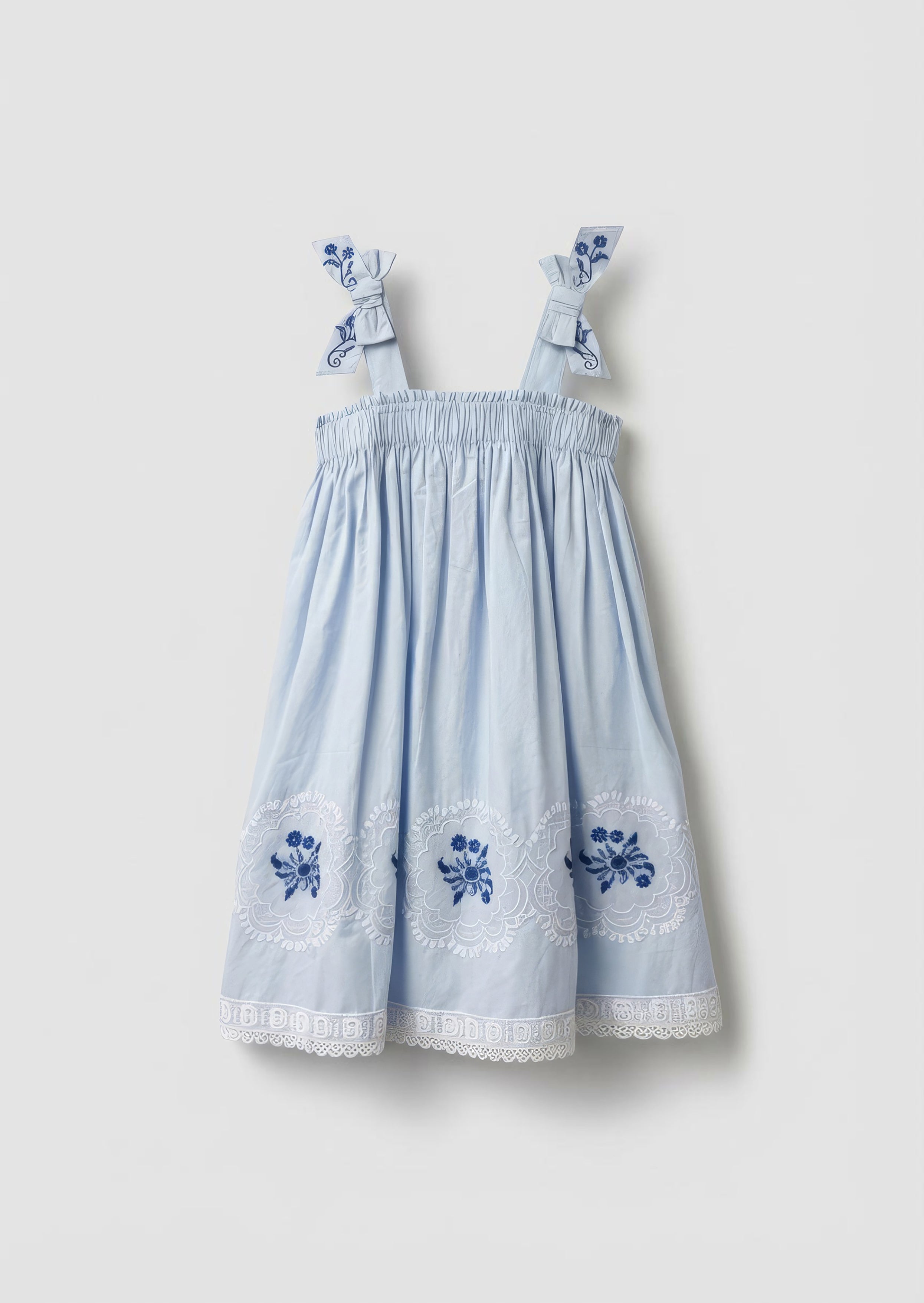 Aliy Kleid mit bestickten Trägern