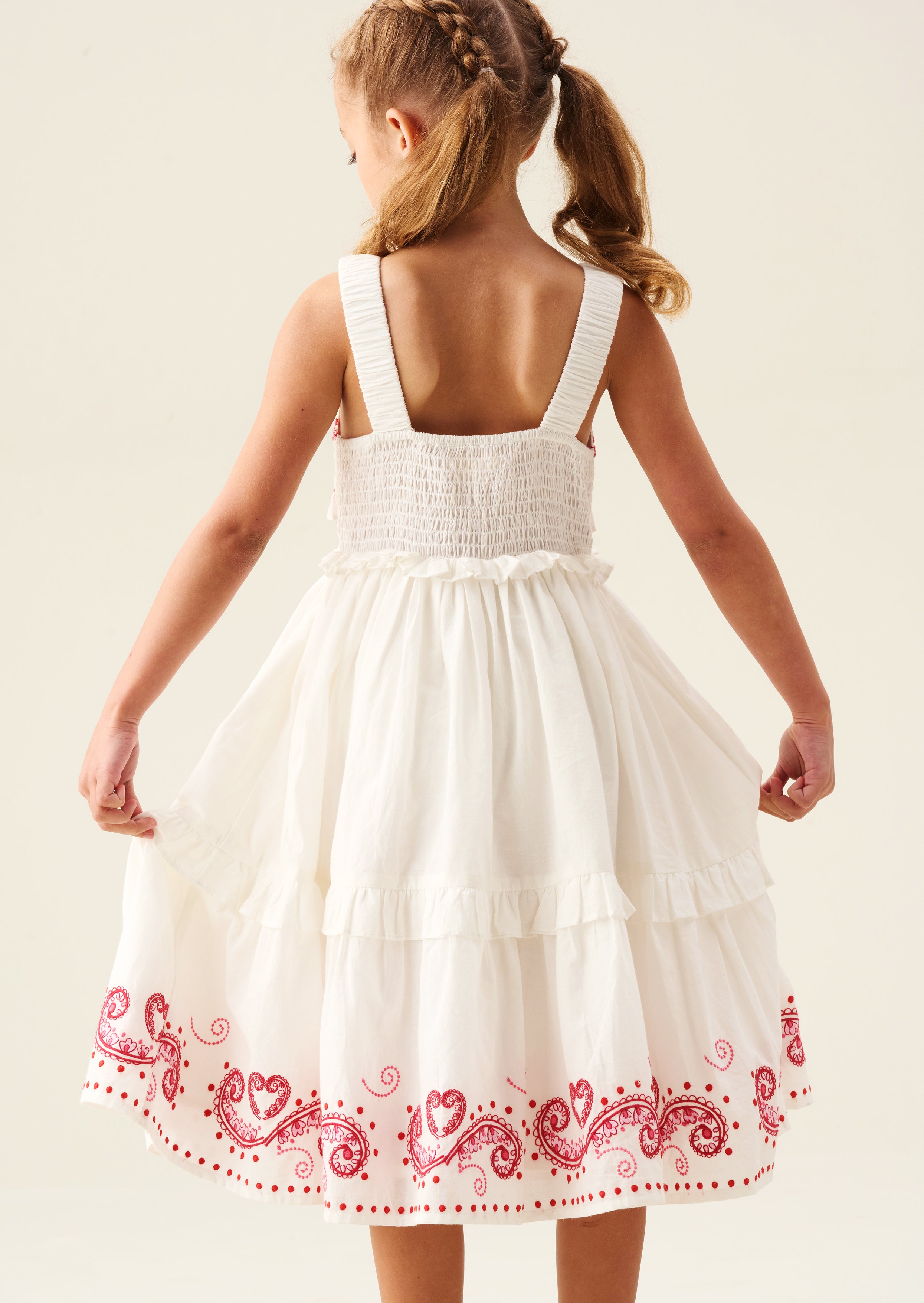 Vestido Everlyn con Volantes Bordados