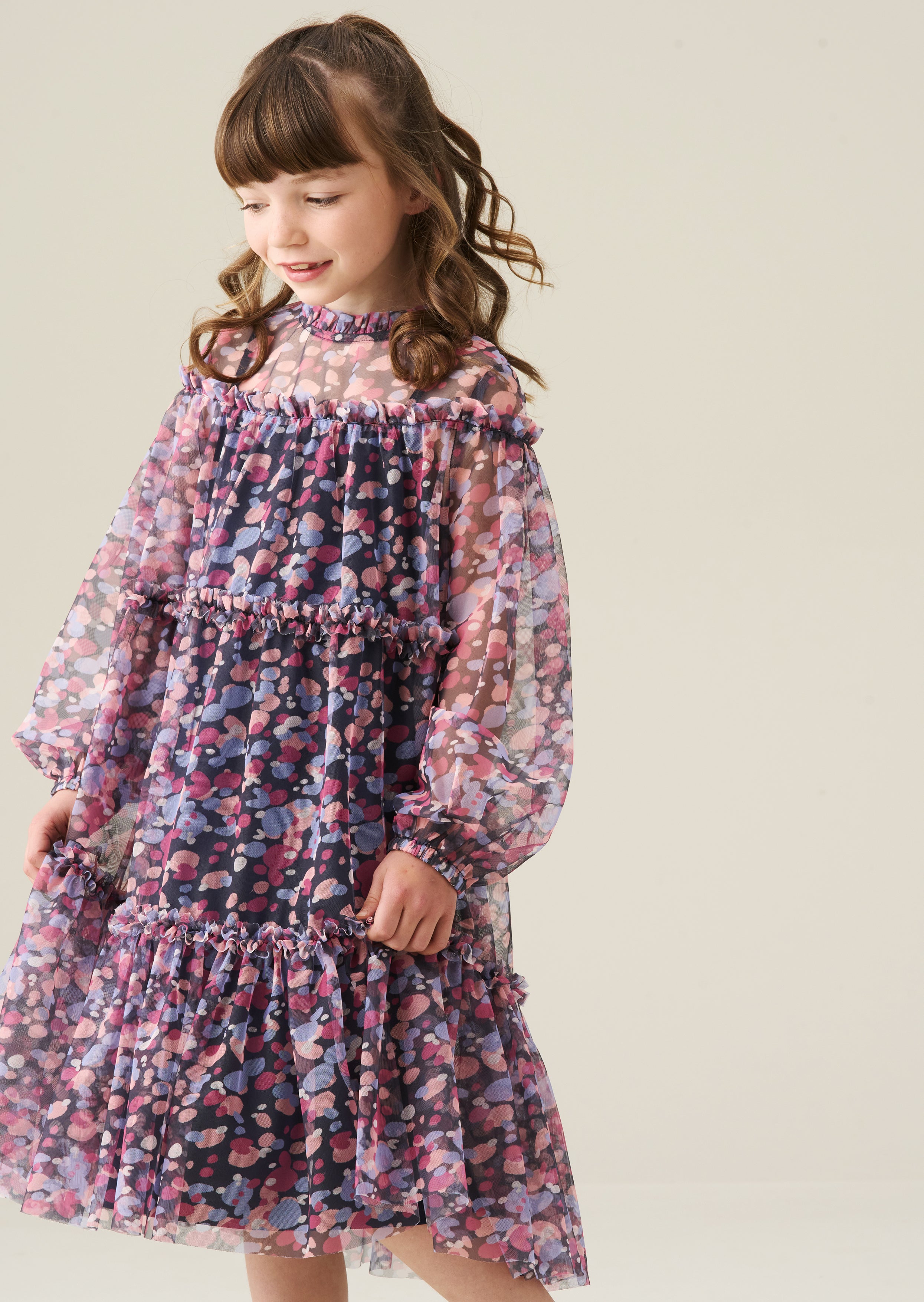 Cara gestuftes Mesh-Kleid
