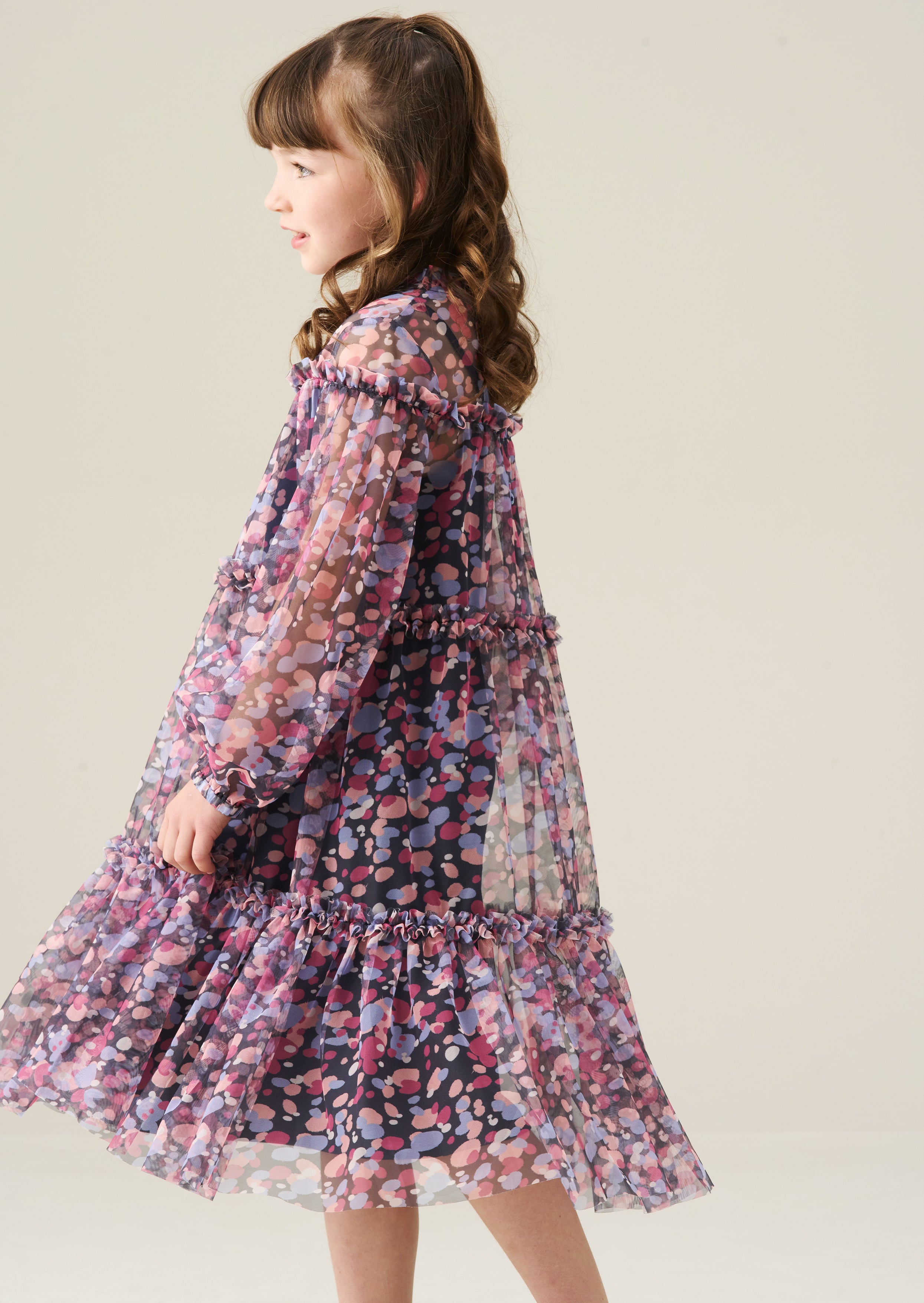 Cara gestuftes Mesh-Kleid