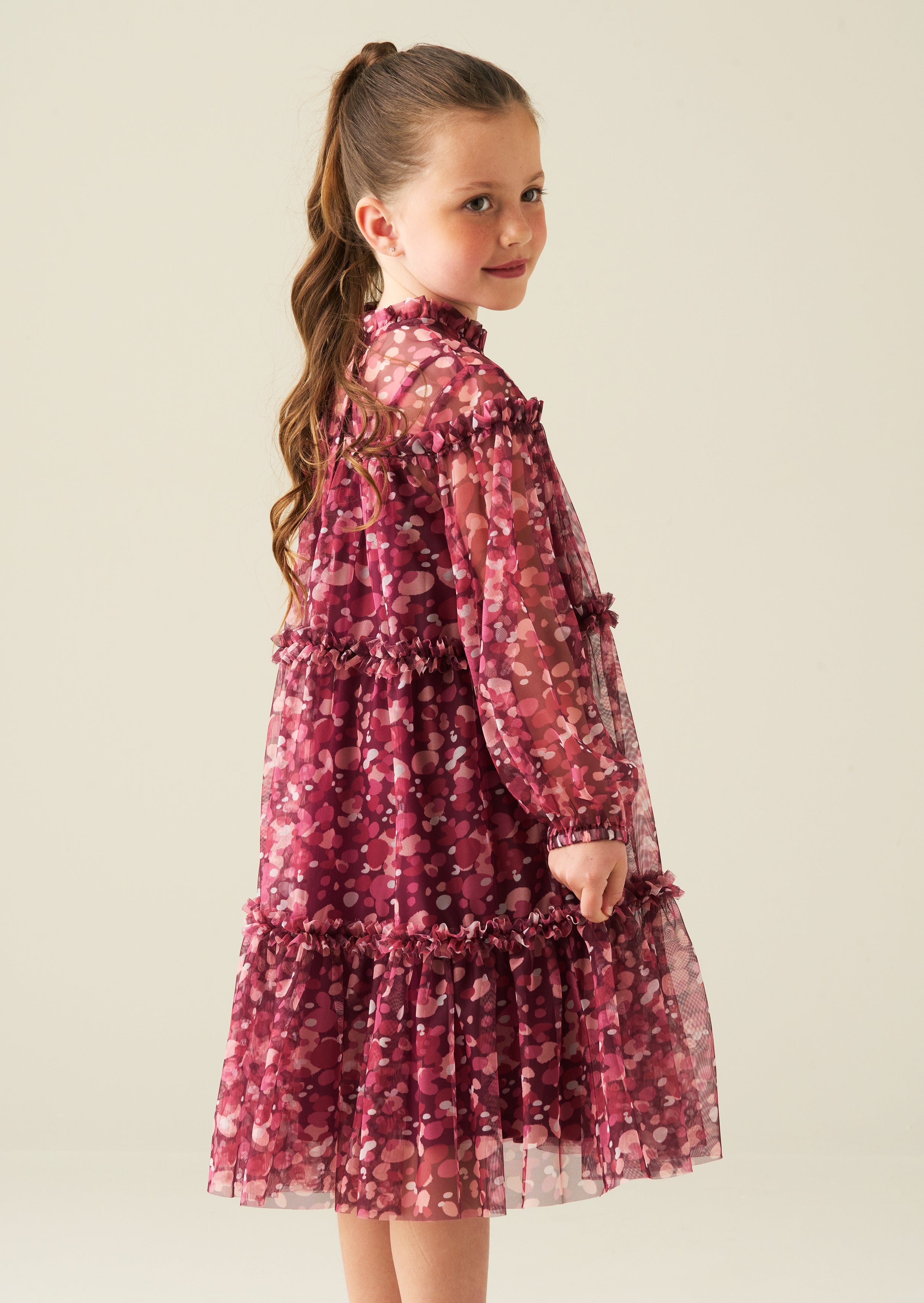 Cara gestuftes Mesh-Kleid