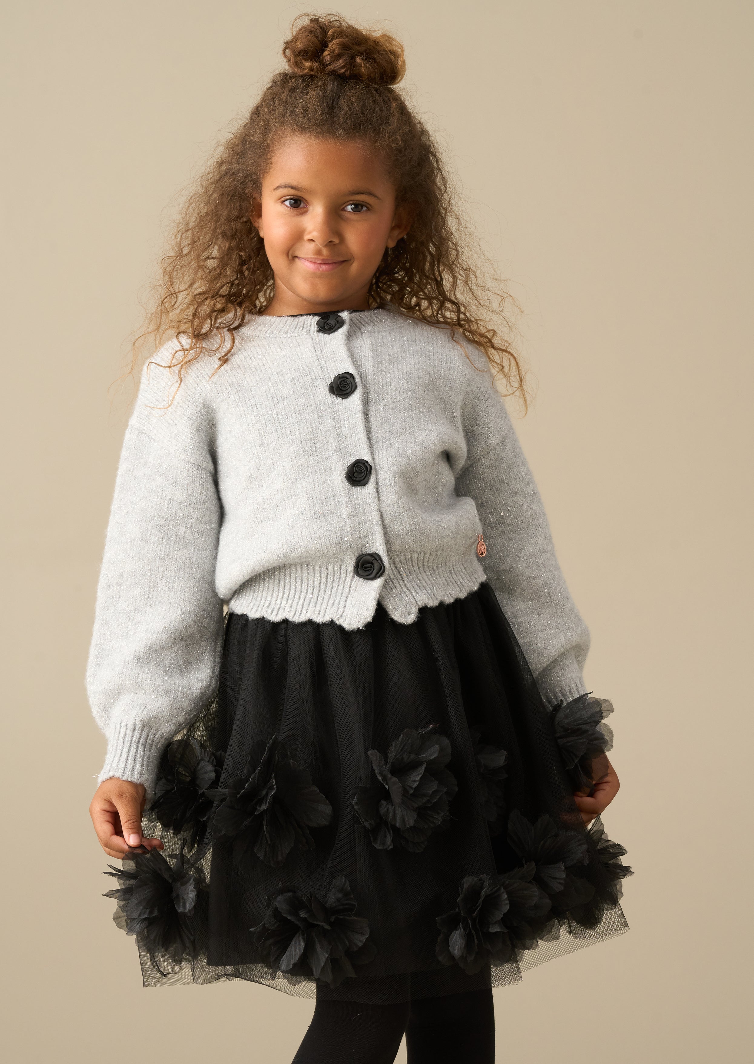 Elory Strick-Cardigan mit Pailletten und Muschelrosen
