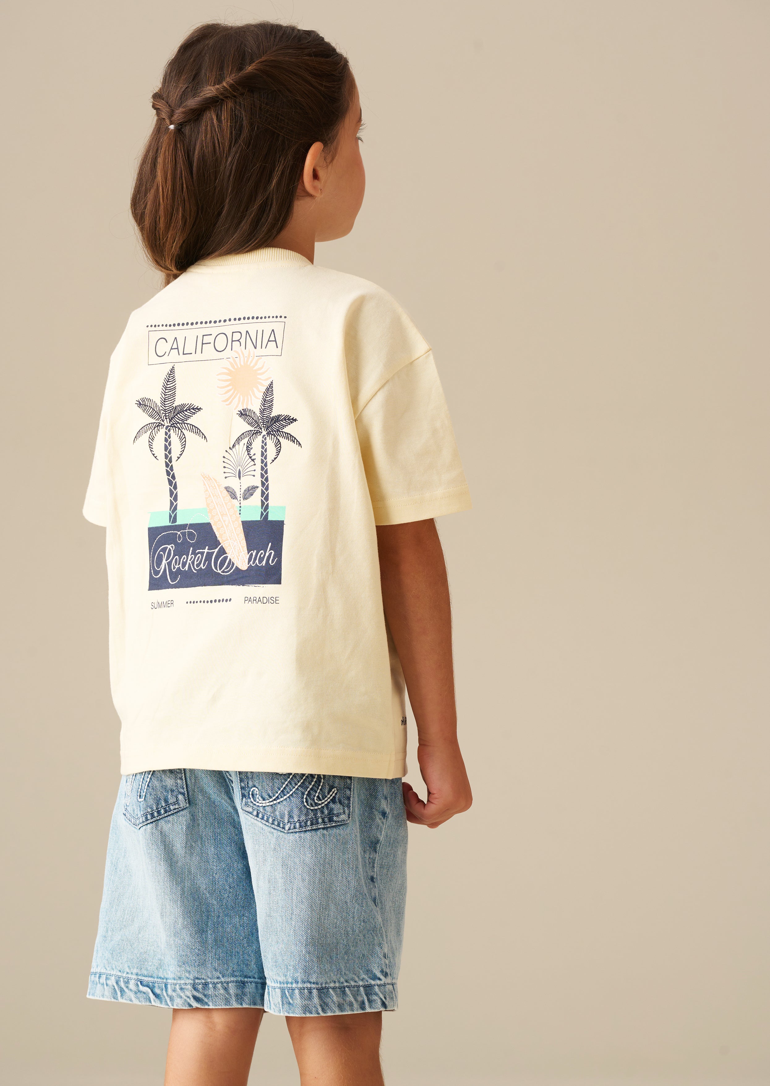 تي شيرت رسومات خلفية مشهد نخيل ريمي