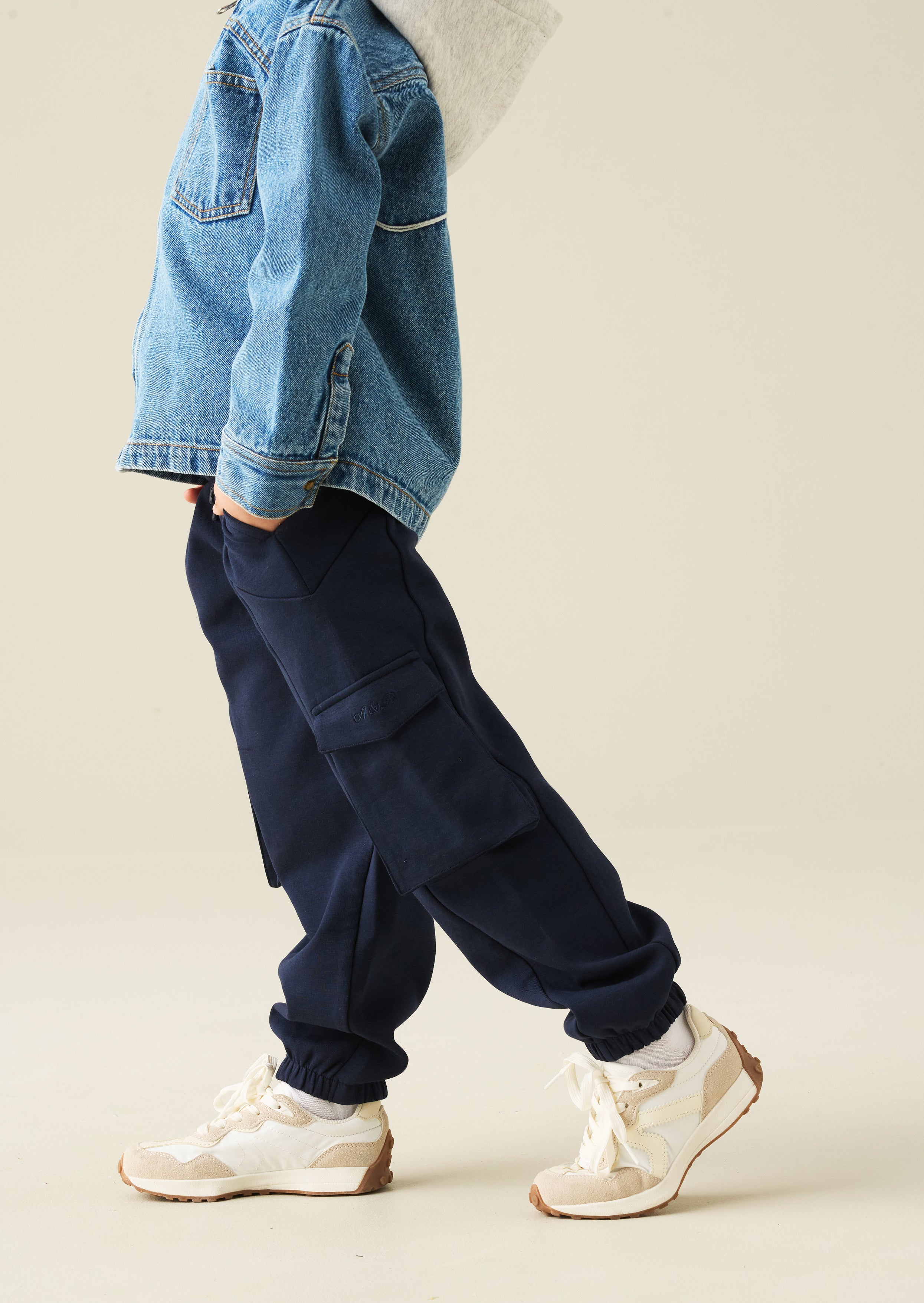 Pantalón Jogger Frank Navy con Paneles