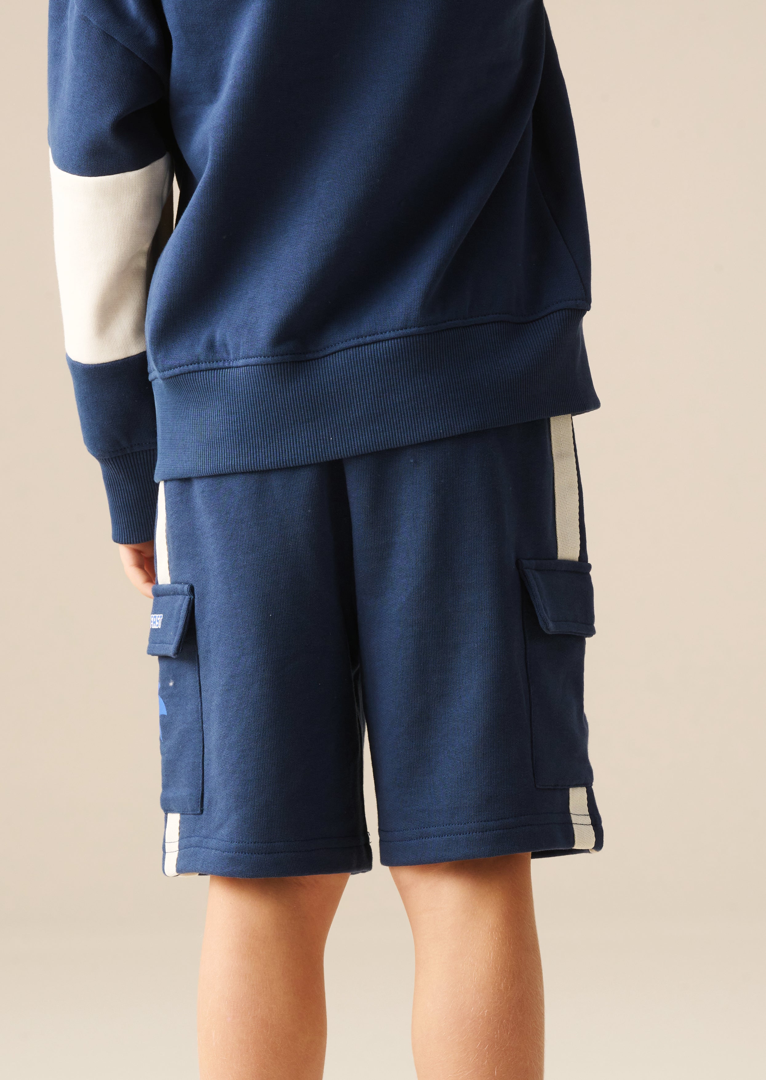 شورتات سونيك بخط جانبي