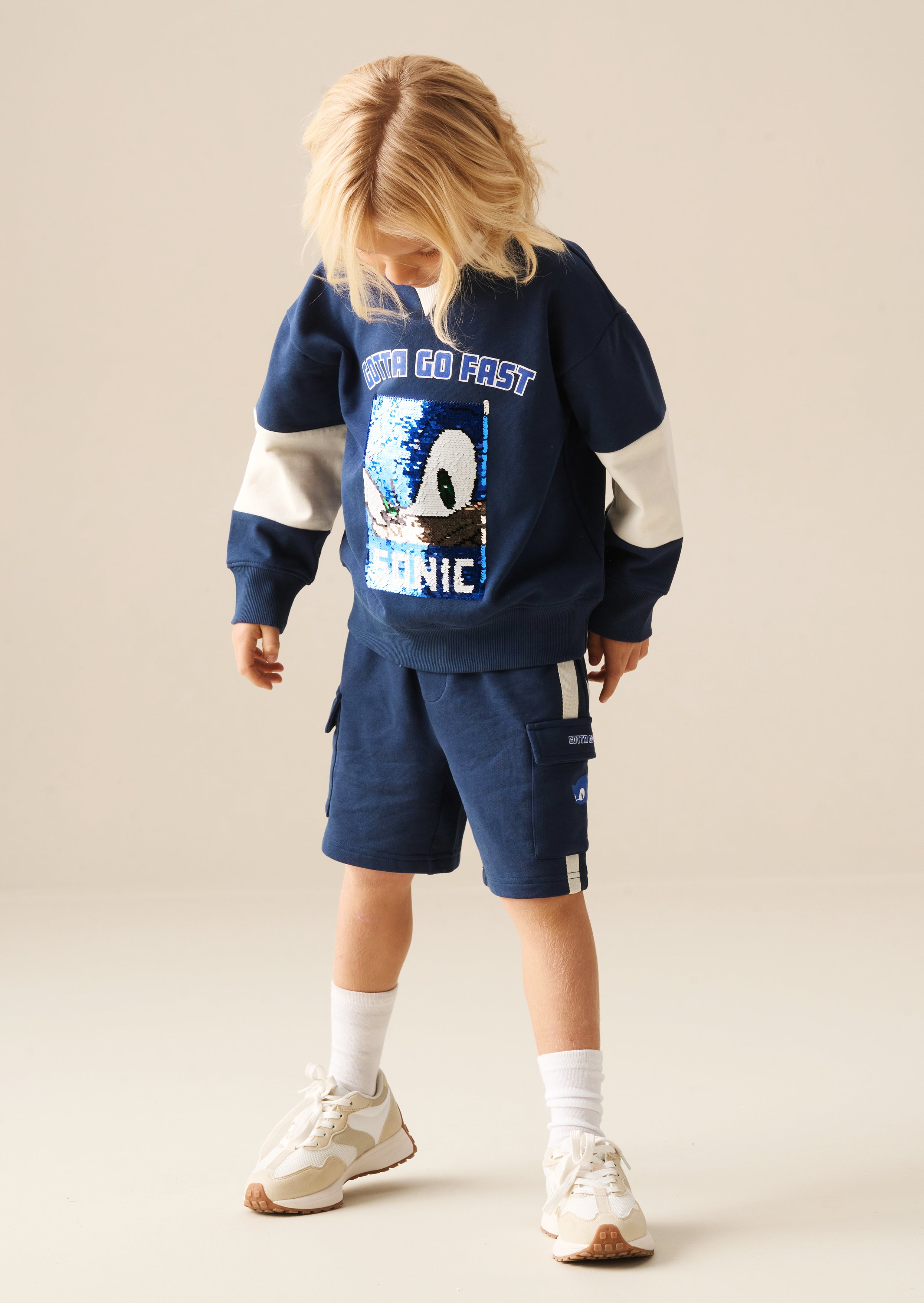 شورتات سونيك بخط جانبي