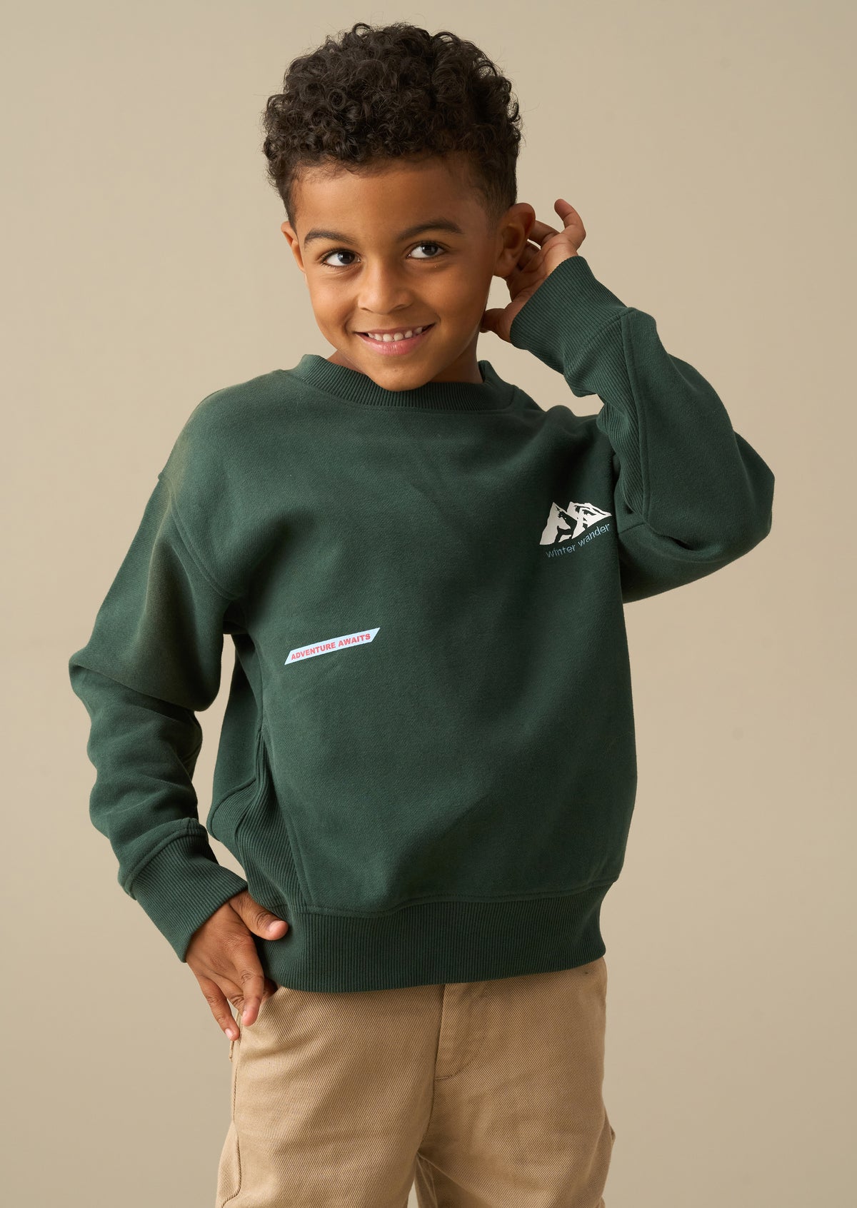 Sudadera Kaiden con estampado gráfico de temporada