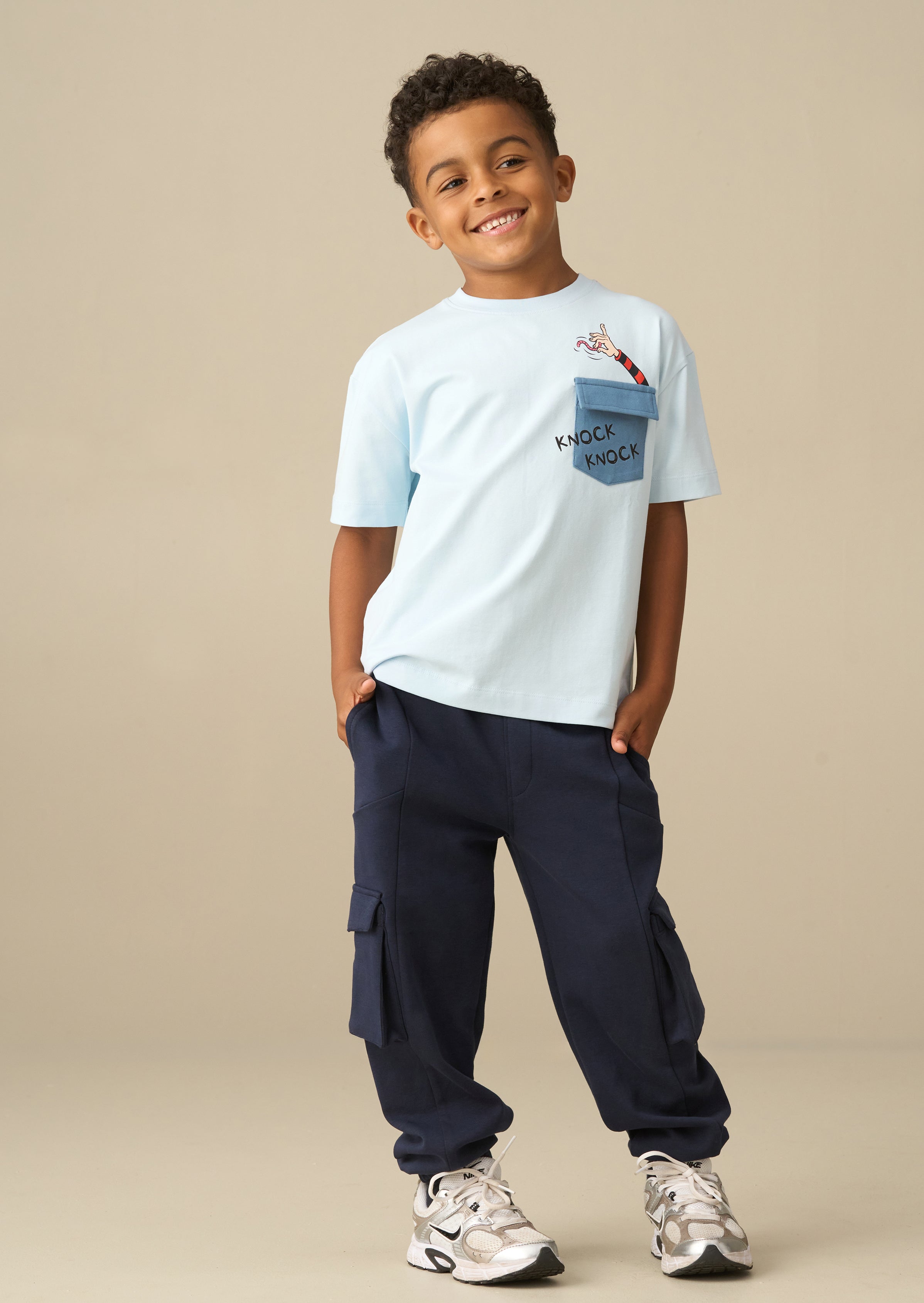 T-shirt tascabile blu con battuta di Beano