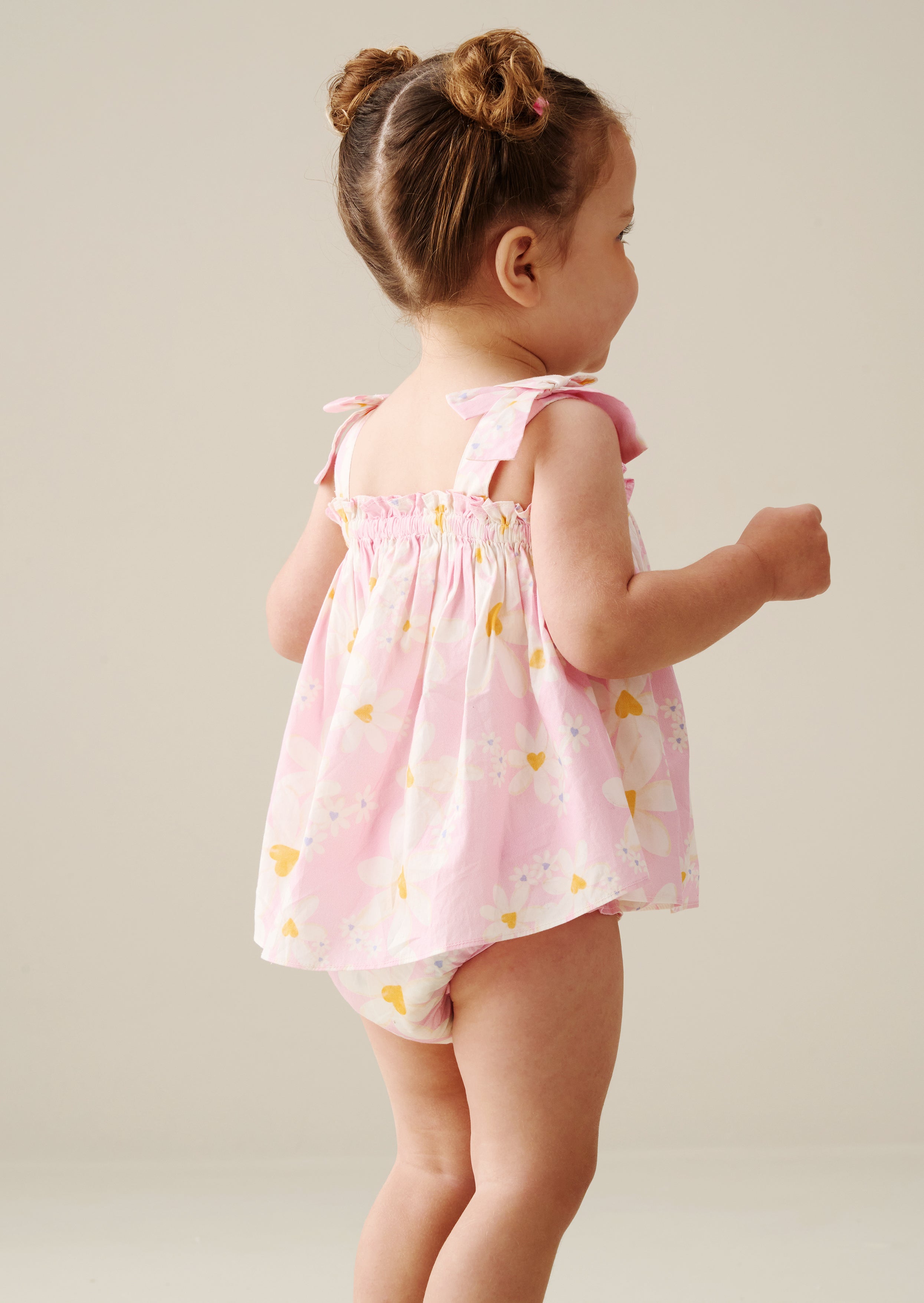 تونيك كتف بطباعة ميني ديزي مع فيونكة وبنطلون قصير