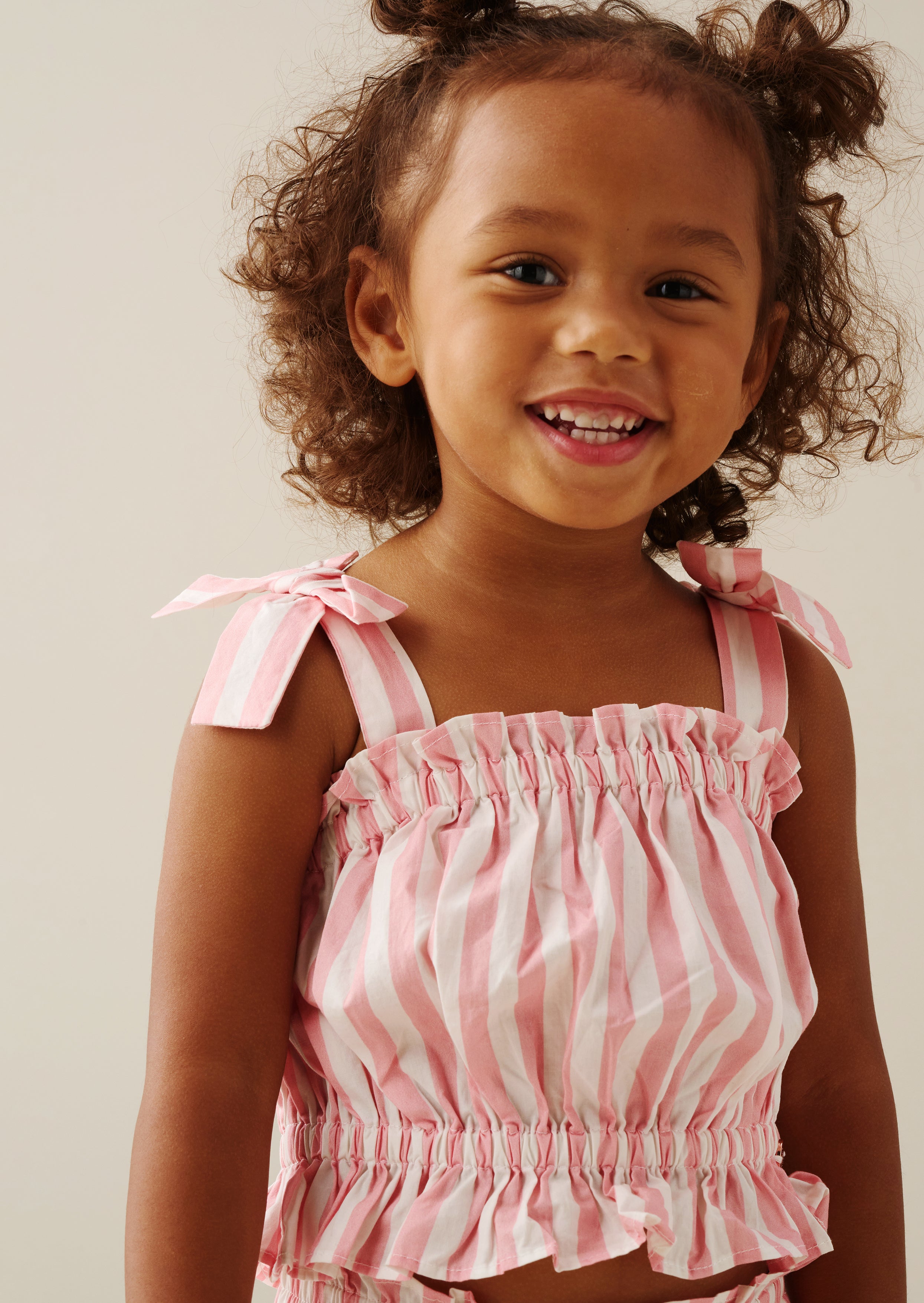 مجموعة بولي كاندي مخطط مع كشكش