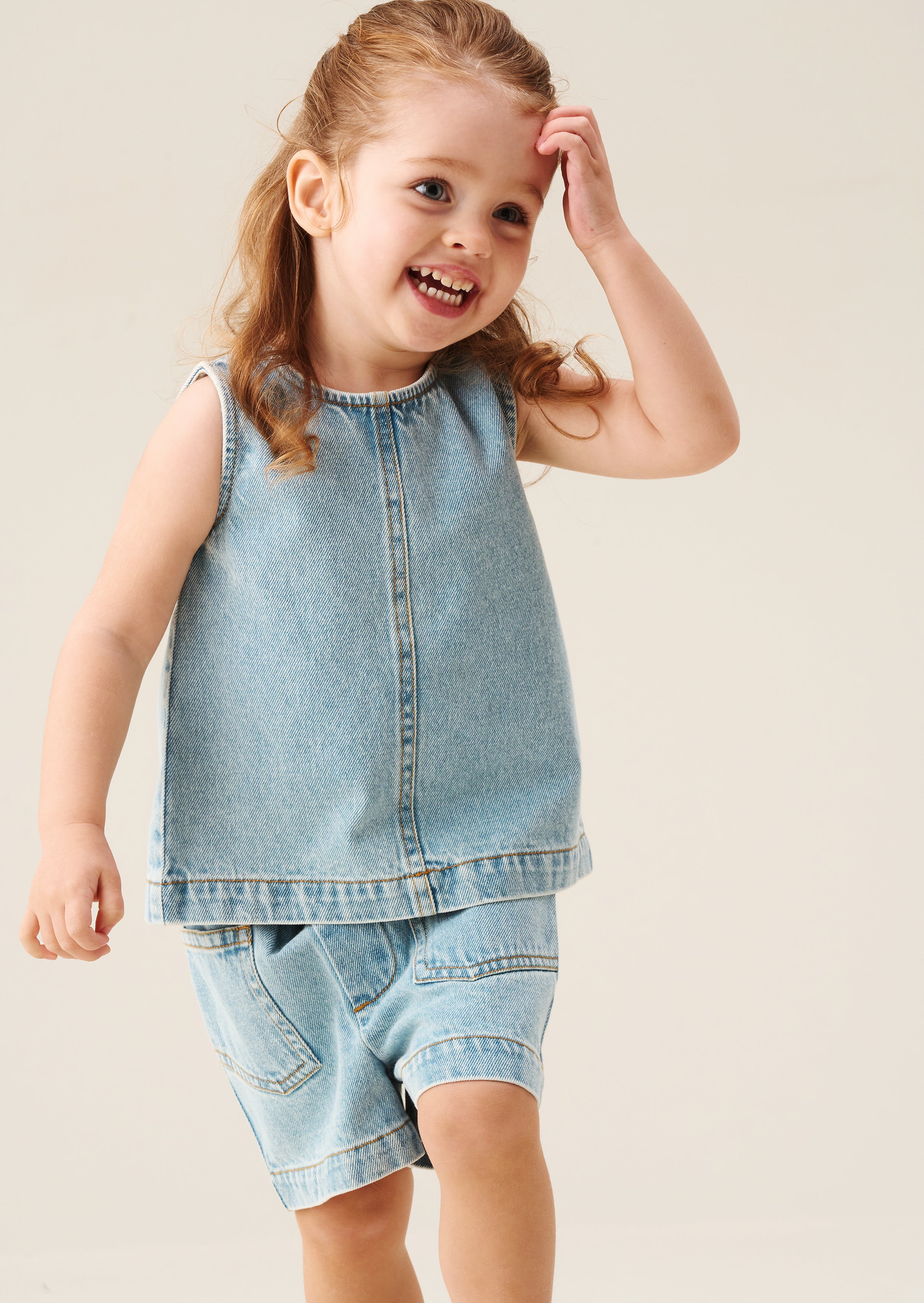 Sienna Jeans-Oberteil und kurze Hose Set