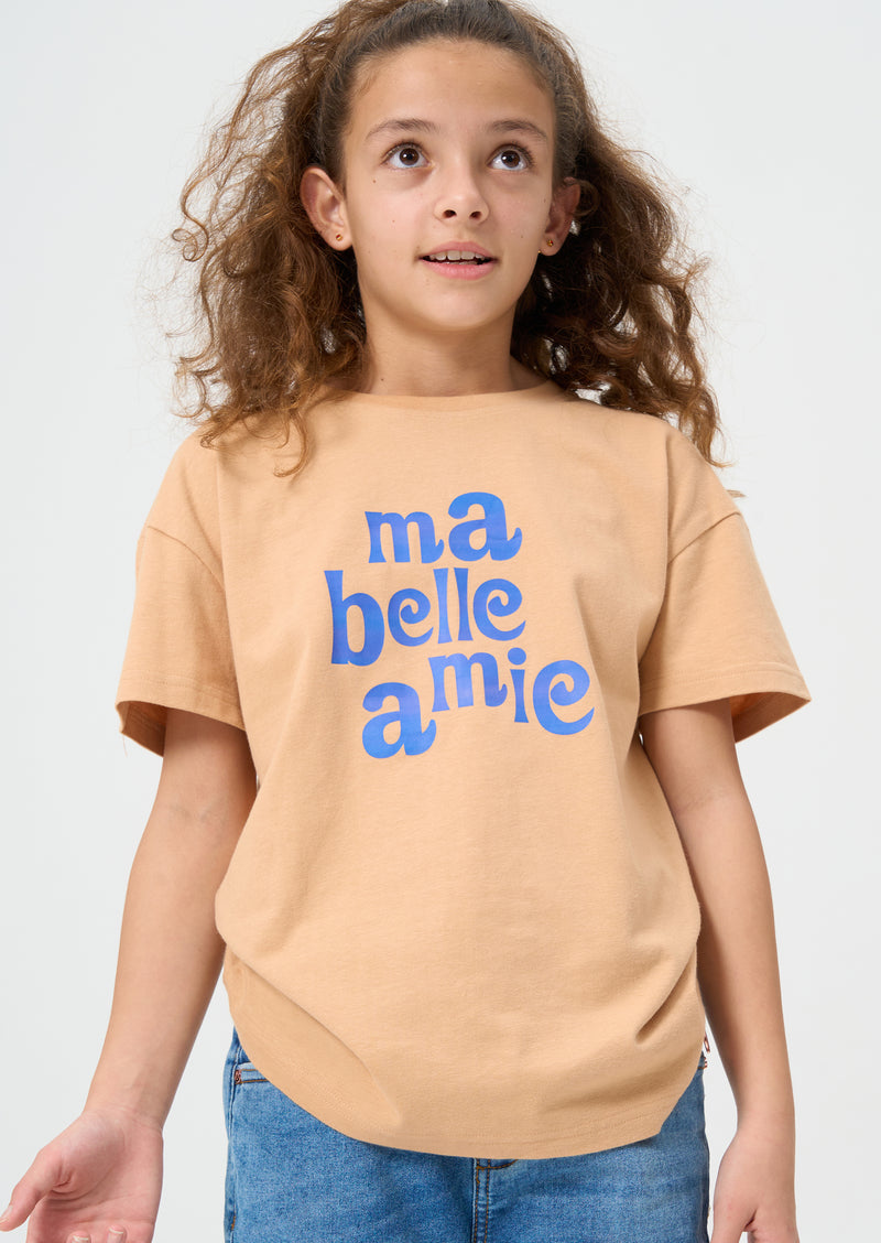 تي شيرت بشعار Belle كبير الحجم