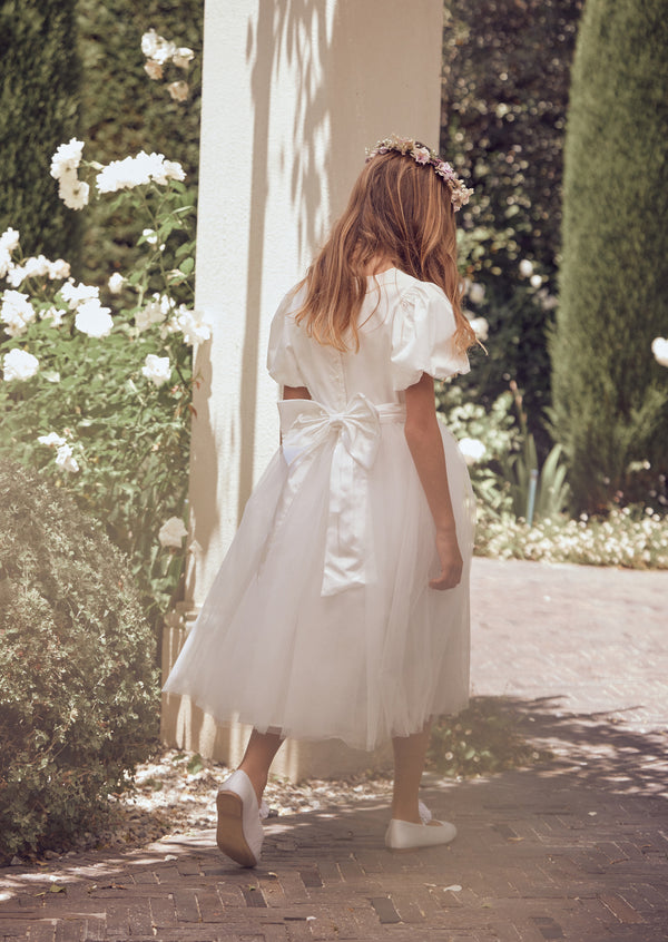 Flower girl dress with adjustable sash